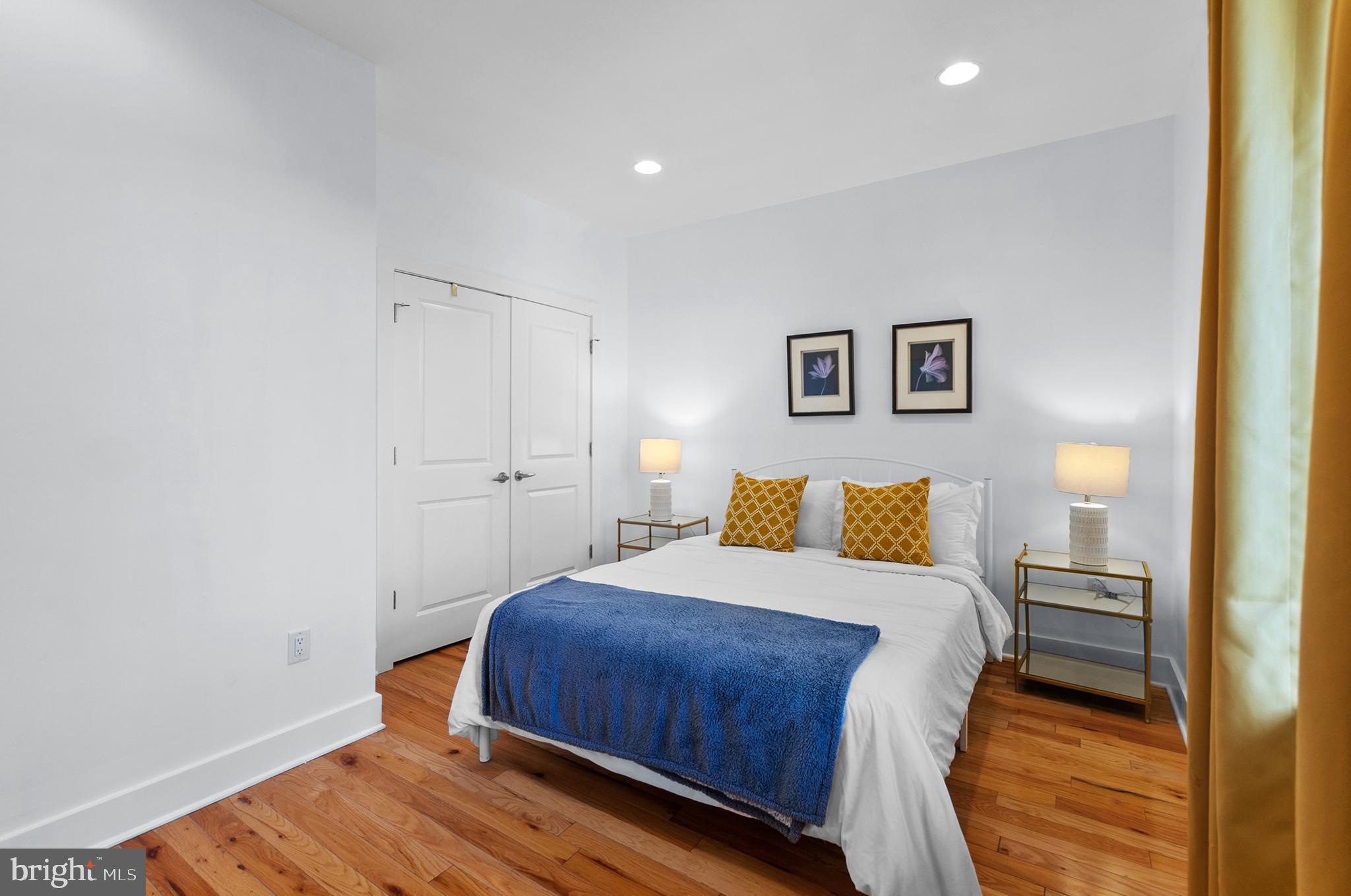 EAST FALLS - Residential