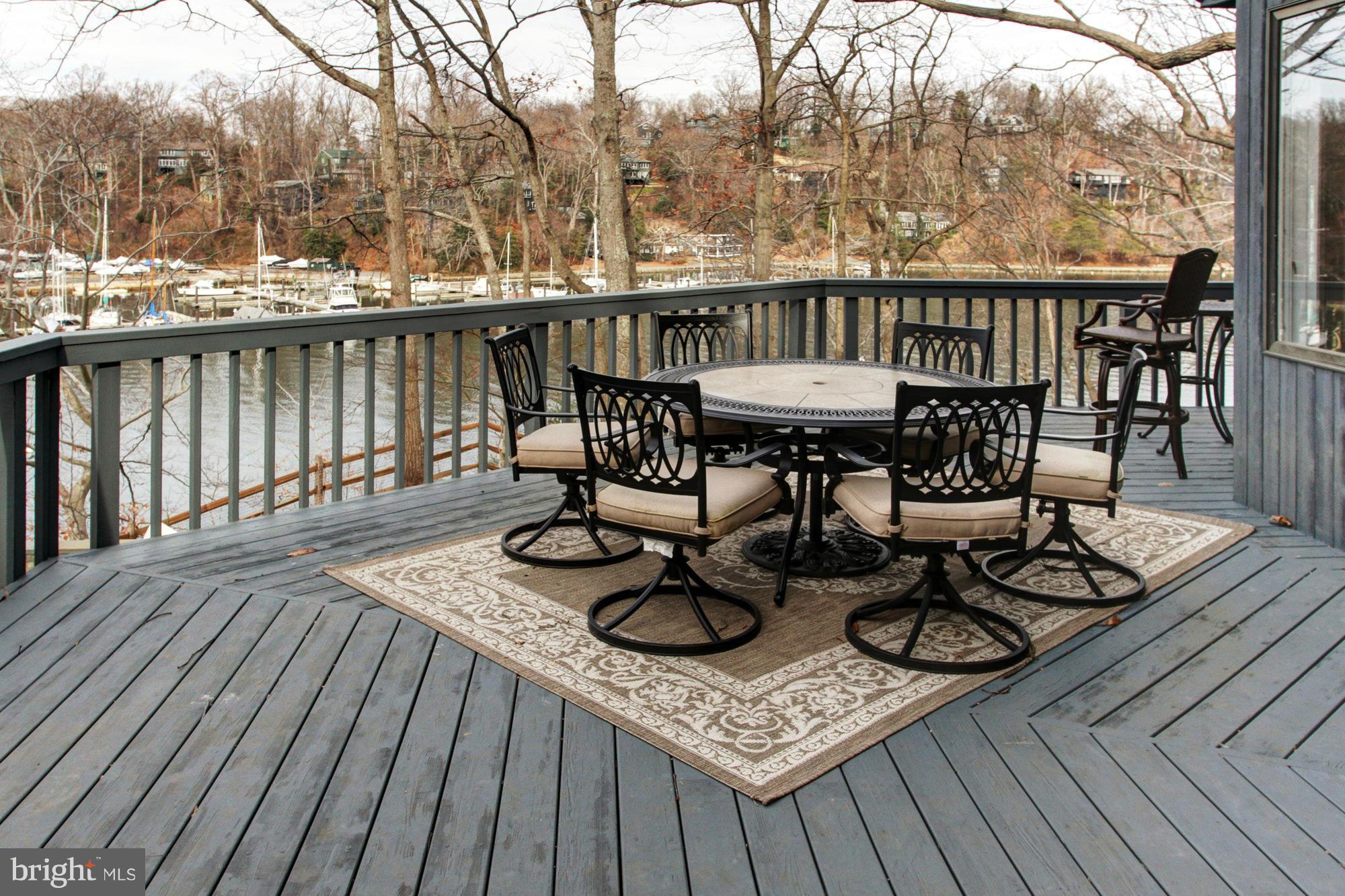 THE DOWNS - Residential