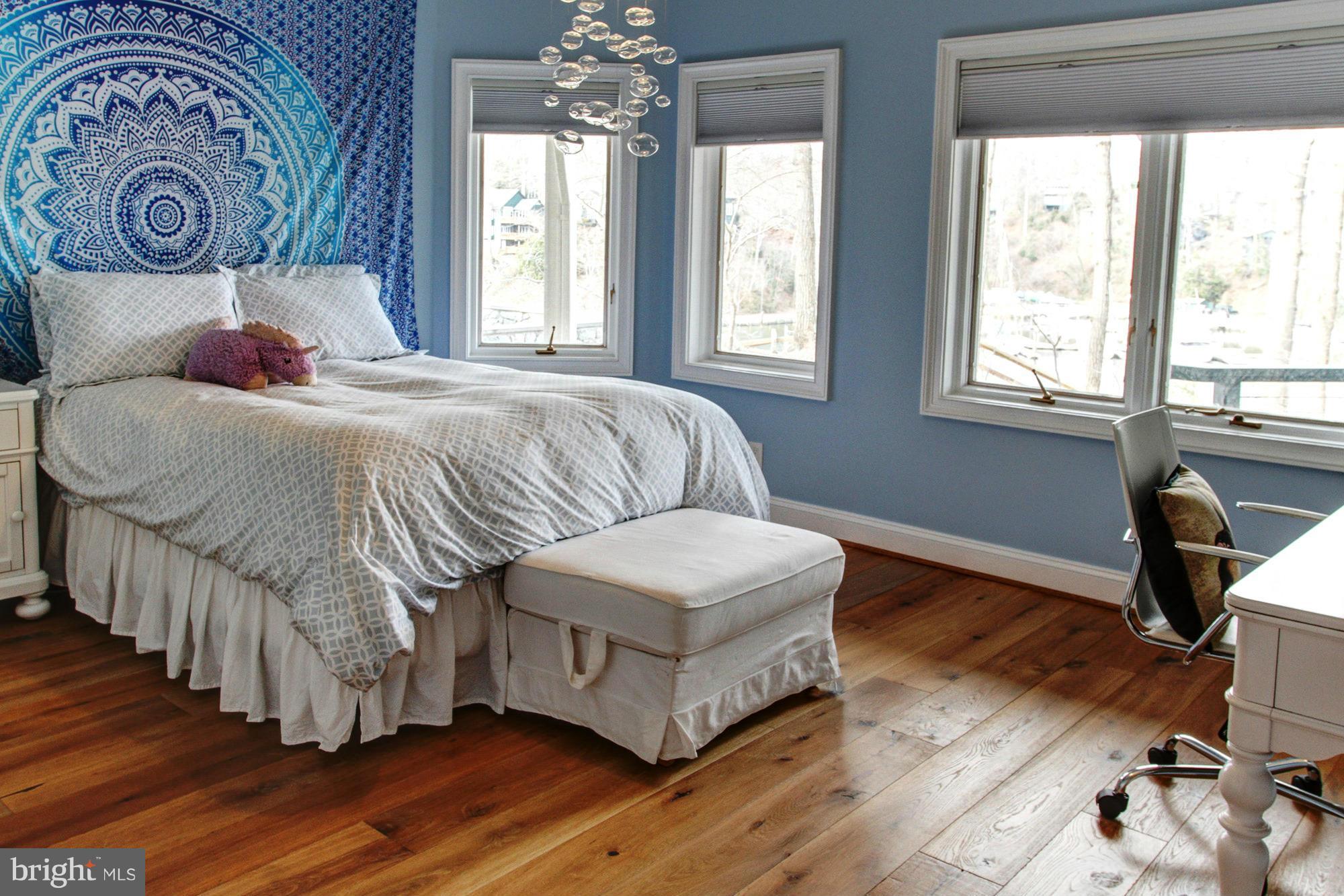 THE DOWNS - Residential