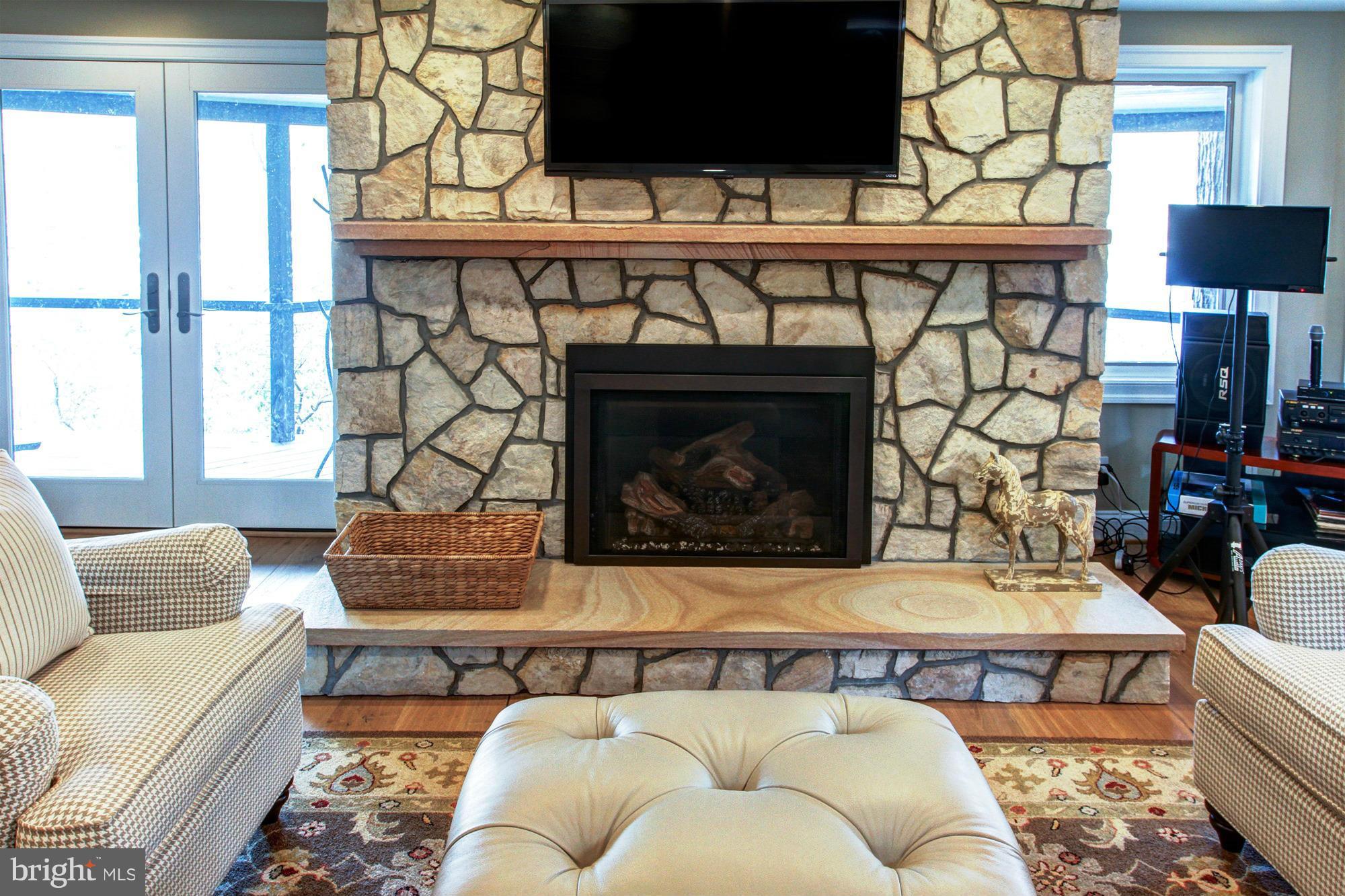 THE DOWNS - Residential