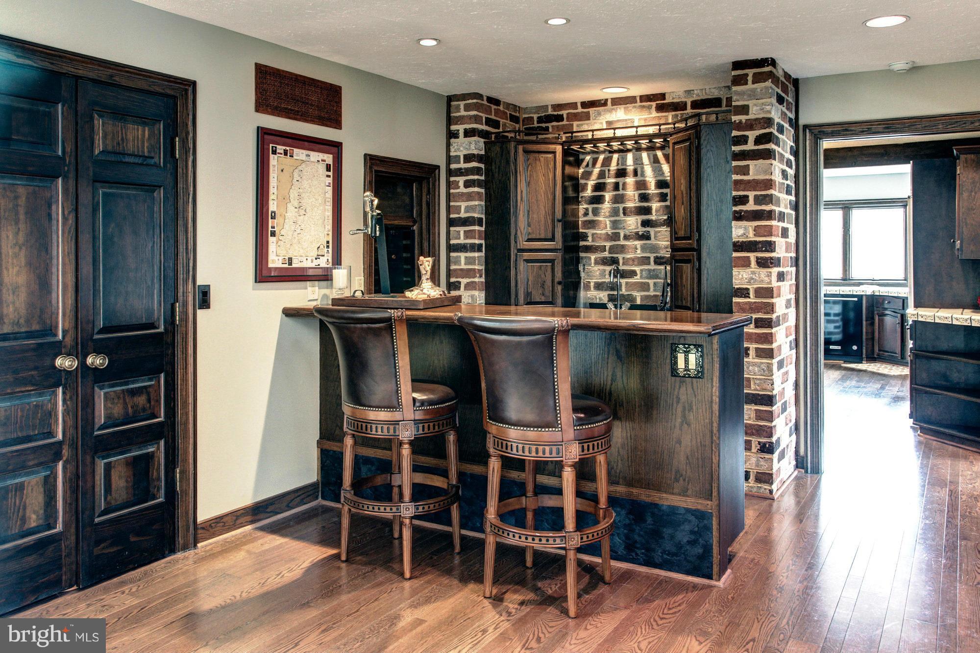 THE DOWNS - Residential