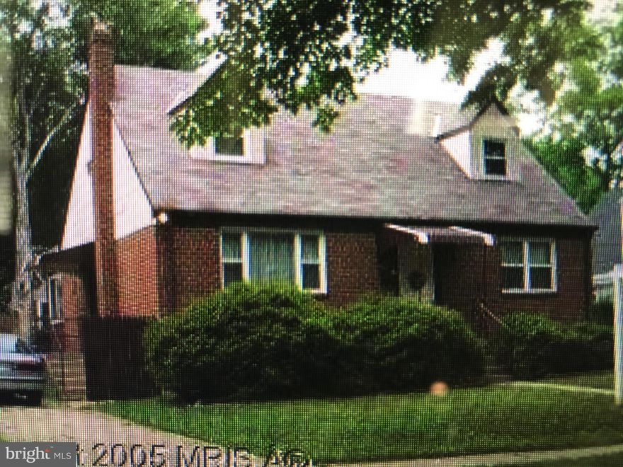 Beautiful Single family home located at the heart of Silver Spring.