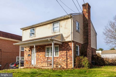 Photo of 41 Centre Avenue, NORRISTOWN, PA 19403 (MLS # PAMC2163548)
