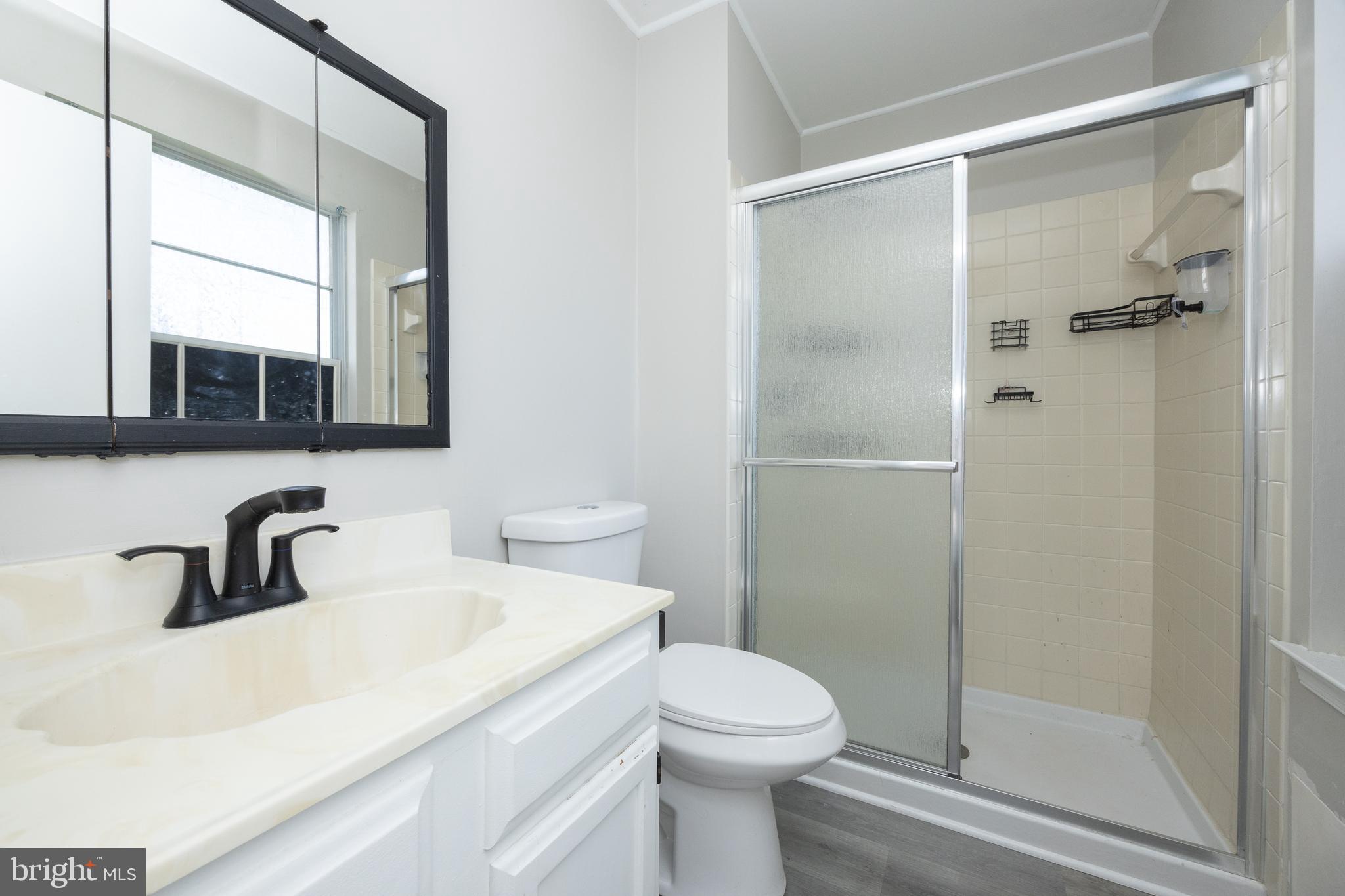 COUNTRY BEND - Residential