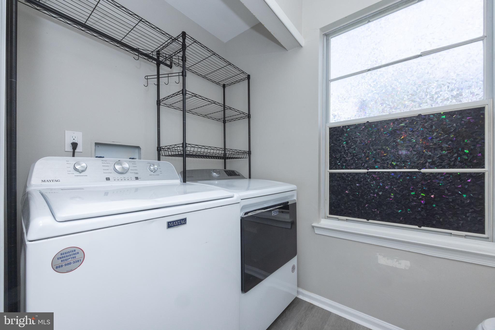 COUNTRY BEND - Residential