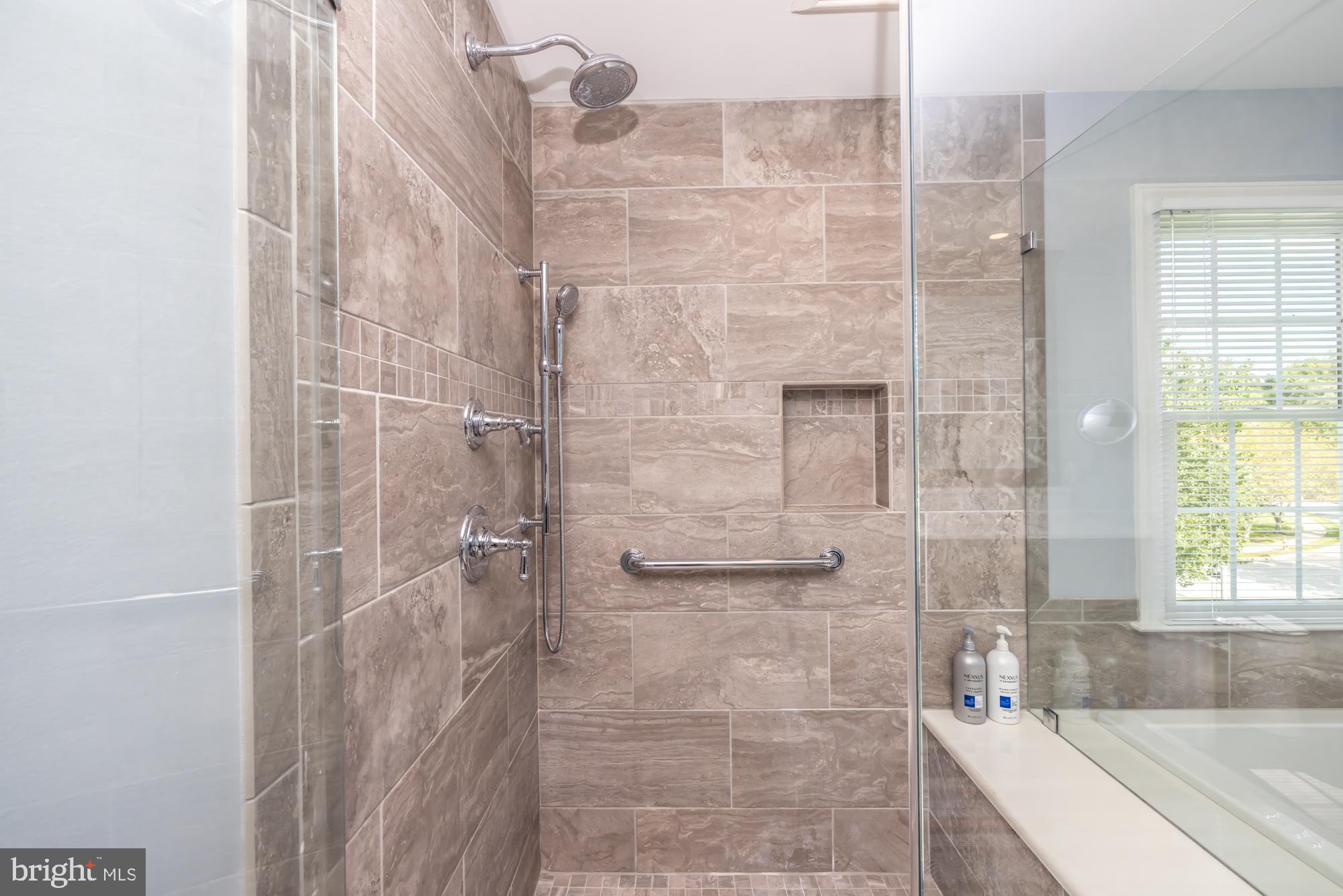 AVONLEA - Residential