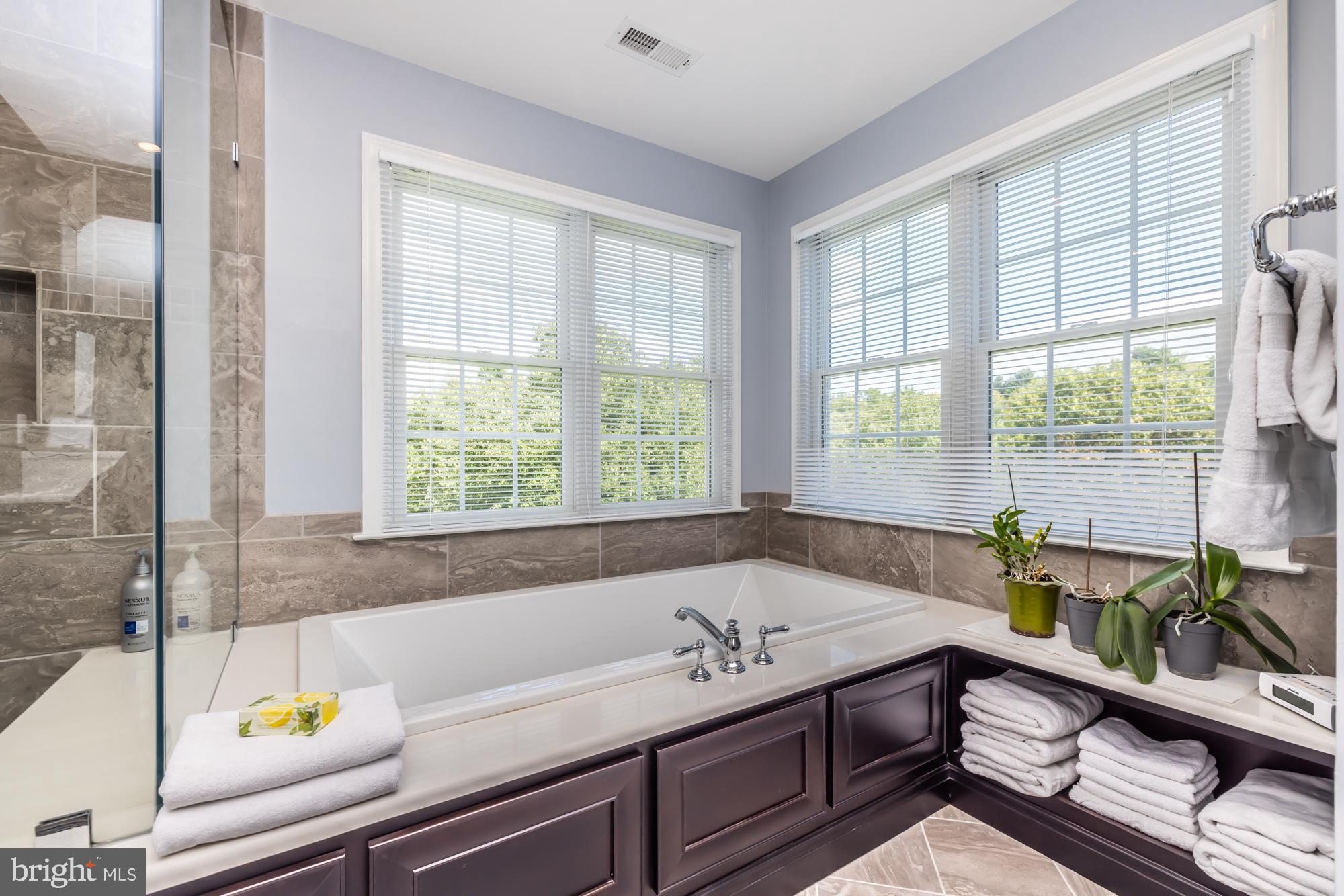 AVONLEA - Residential