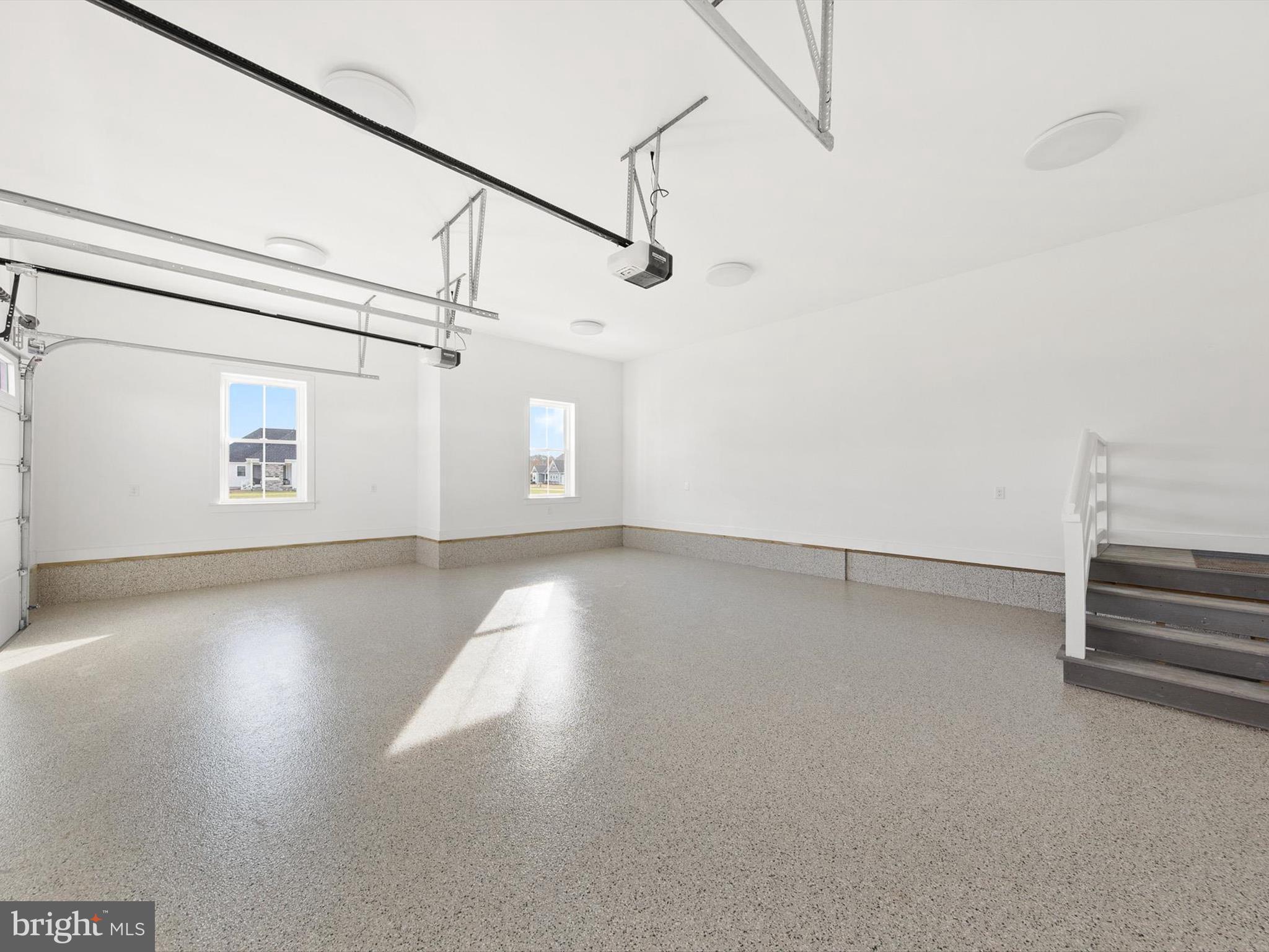 KINGSTON RIDGE - Residential