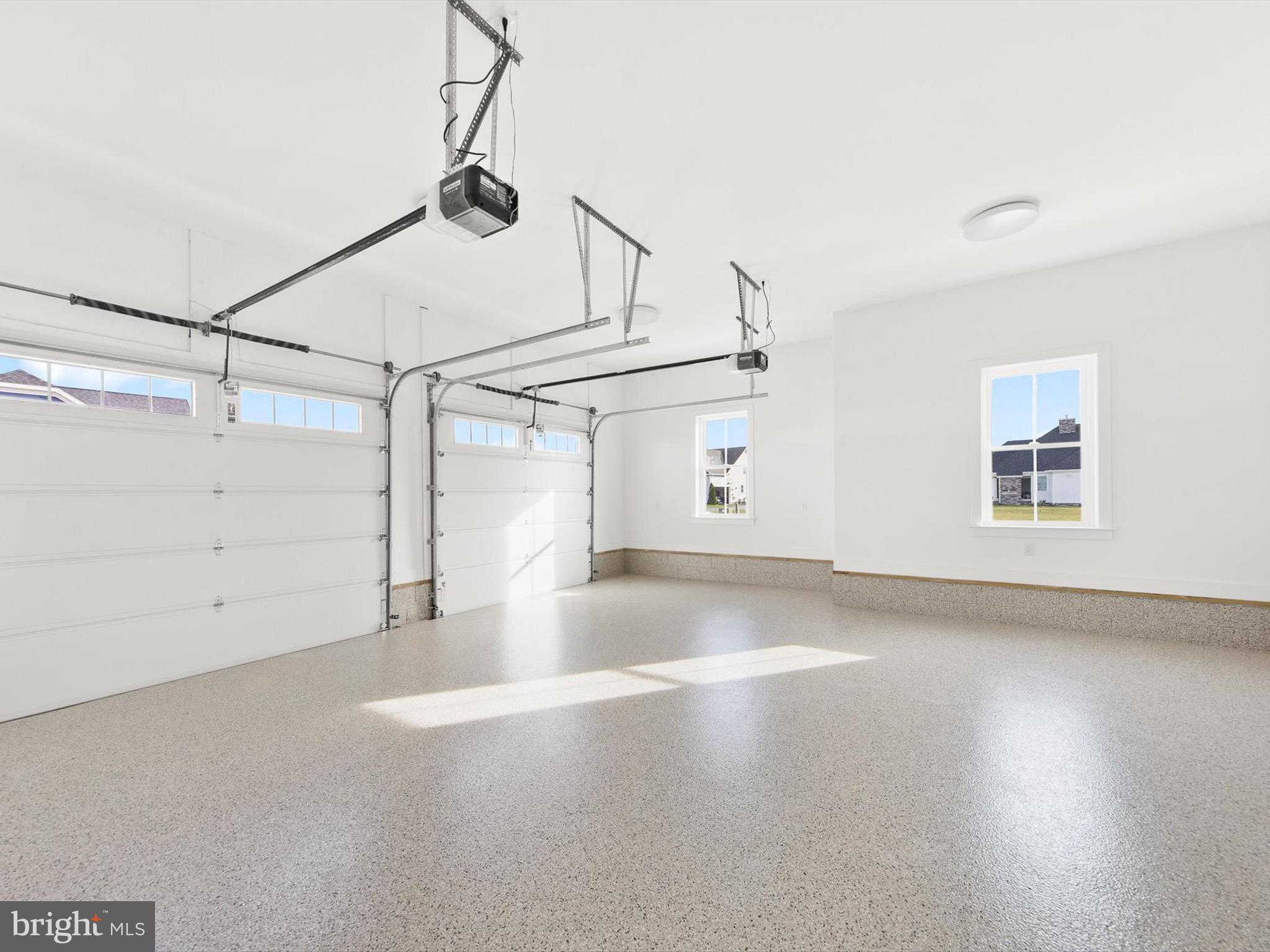 KINGSTON RIDGE - Residential