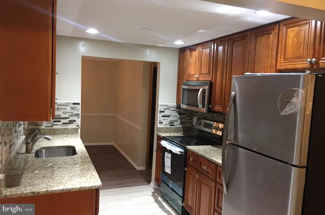 FARMINGDALE - Residential Lease