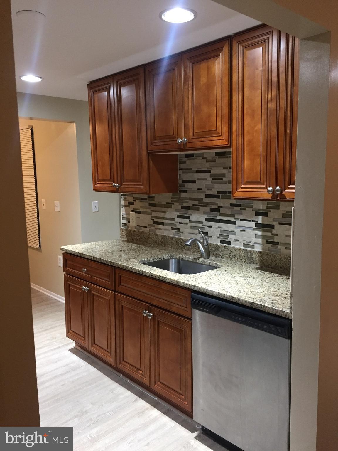 FARMINGDALE - Residential Lease