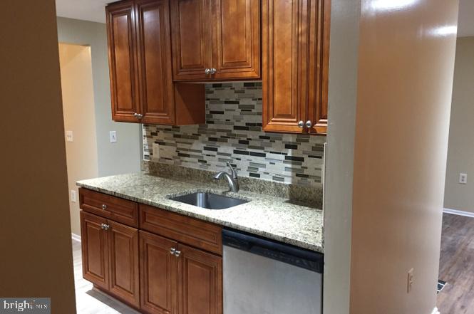 FARMINGDALE - Residential Lease