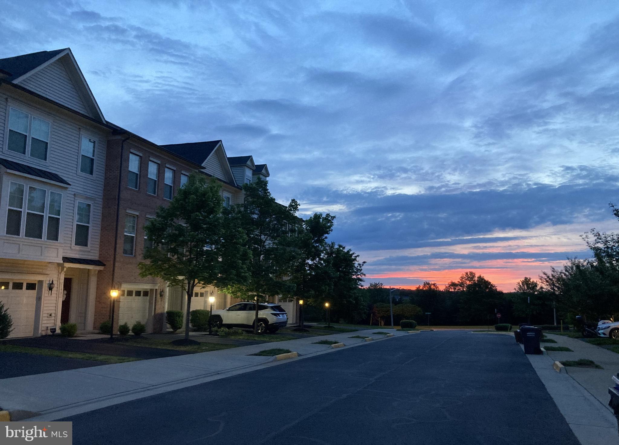 VICTORY LAKES - Residential