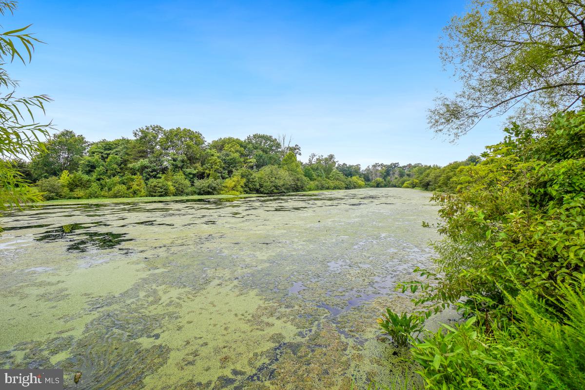 VICTORY LAKES - Residential