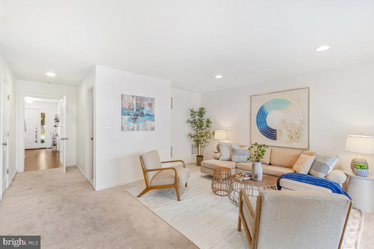 VICTORY LAKES - Residential