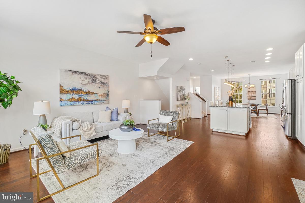 VICTORY LAKES - Residential