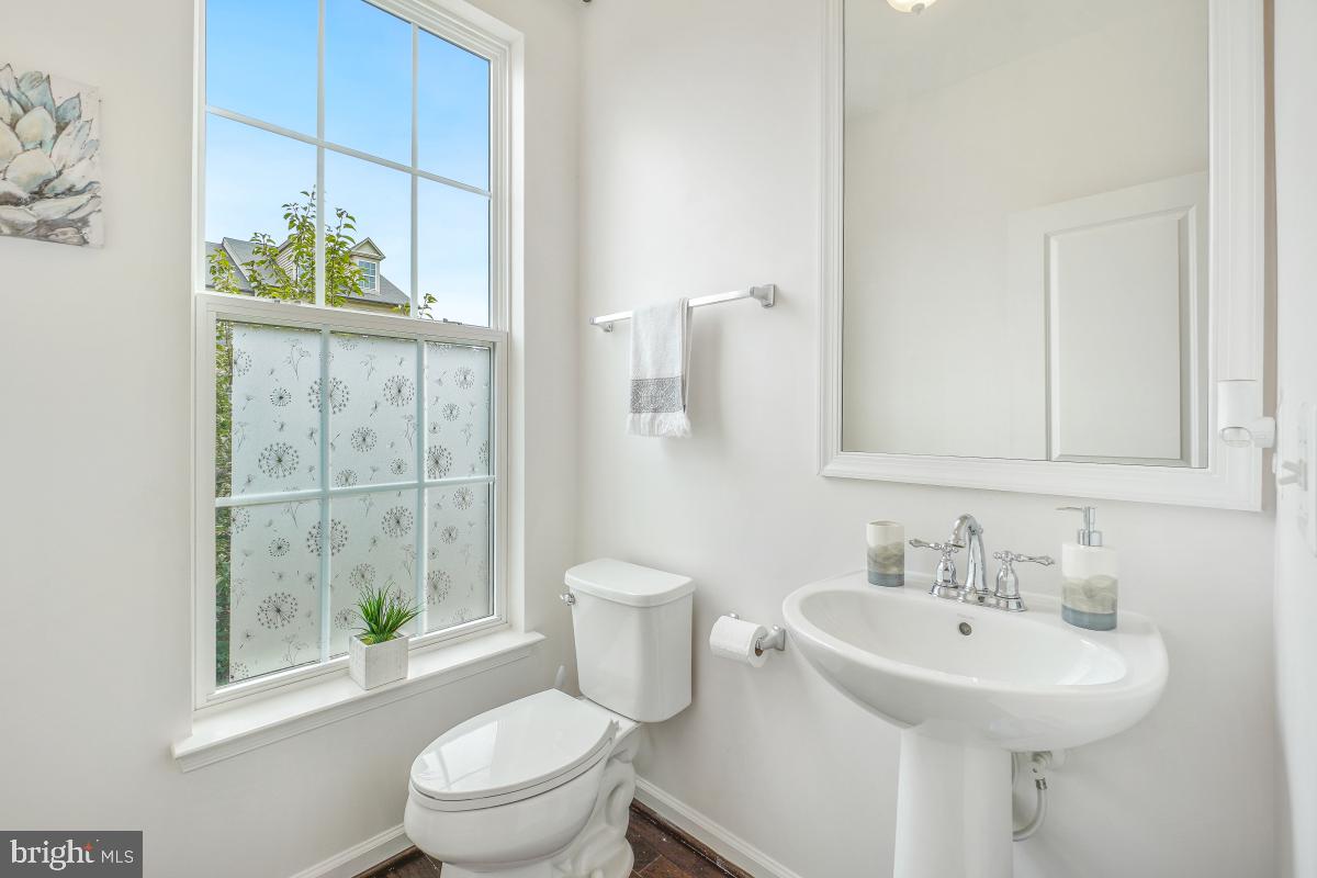 VICTORY LAKES - Residential