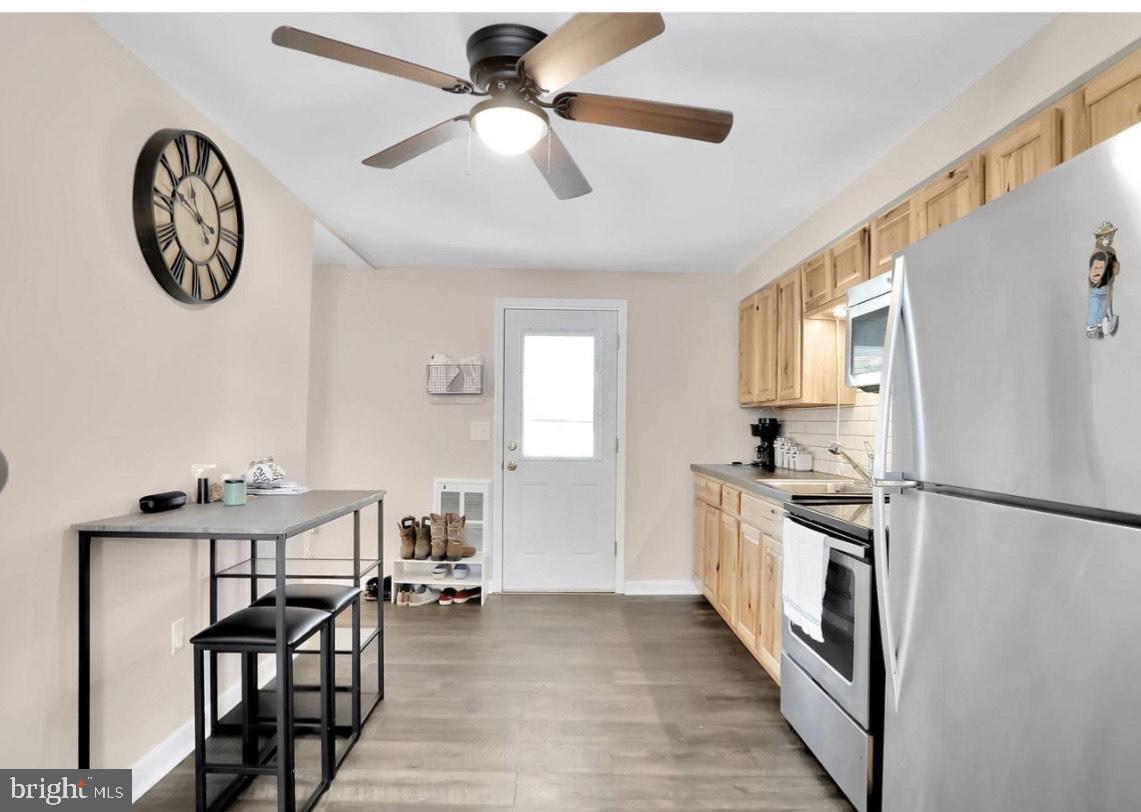 316 W 9TH STREET