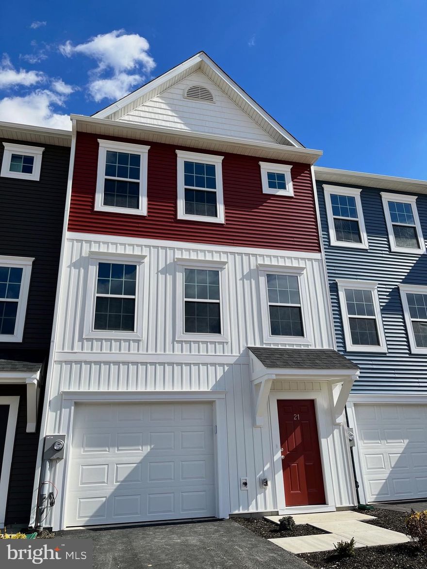 AVAILABLE IMMEDIATELY! Newly built townhome offers you 3 Bedrooms, 2.5 Baths. Entry level includes recreation room for possible fourth bedroom or office/game room . Main level features an Open floor plan between Kitchen/Dining and living room space. Kitchen includes granite counter tops, kitchen island, pantry and stainless steel appliances. Half bath off the main living area. Rear Deck. Washer and Dryer included. Bridle Creek is conveniently located for commuters, close to I-81, MARC train, schools, shopping and restaurants.
No Smoking. No Pets. Security deposit and first month rent upfront. Tenant pays all utilities and must maintain renters insurance.