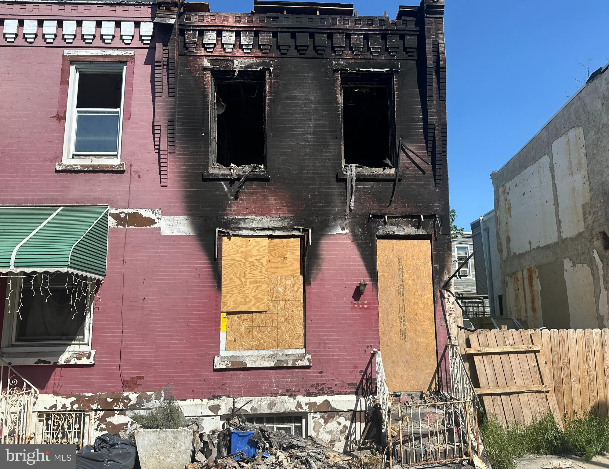 STRAWBERRY MANSION - Residential