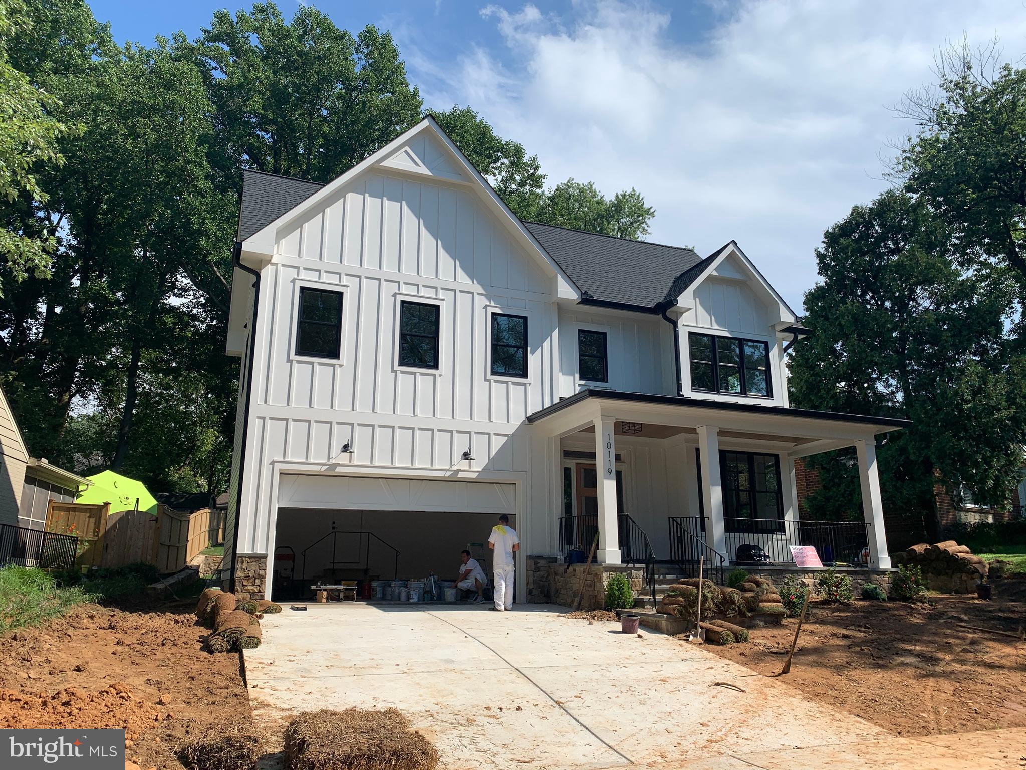 Ground up new build from CM Conlan Builders. 9 ft ceilings on first floor, bespoke luxury finishes. Call listing agent Kevin Kehoe @ 301-512-7069 for more info.