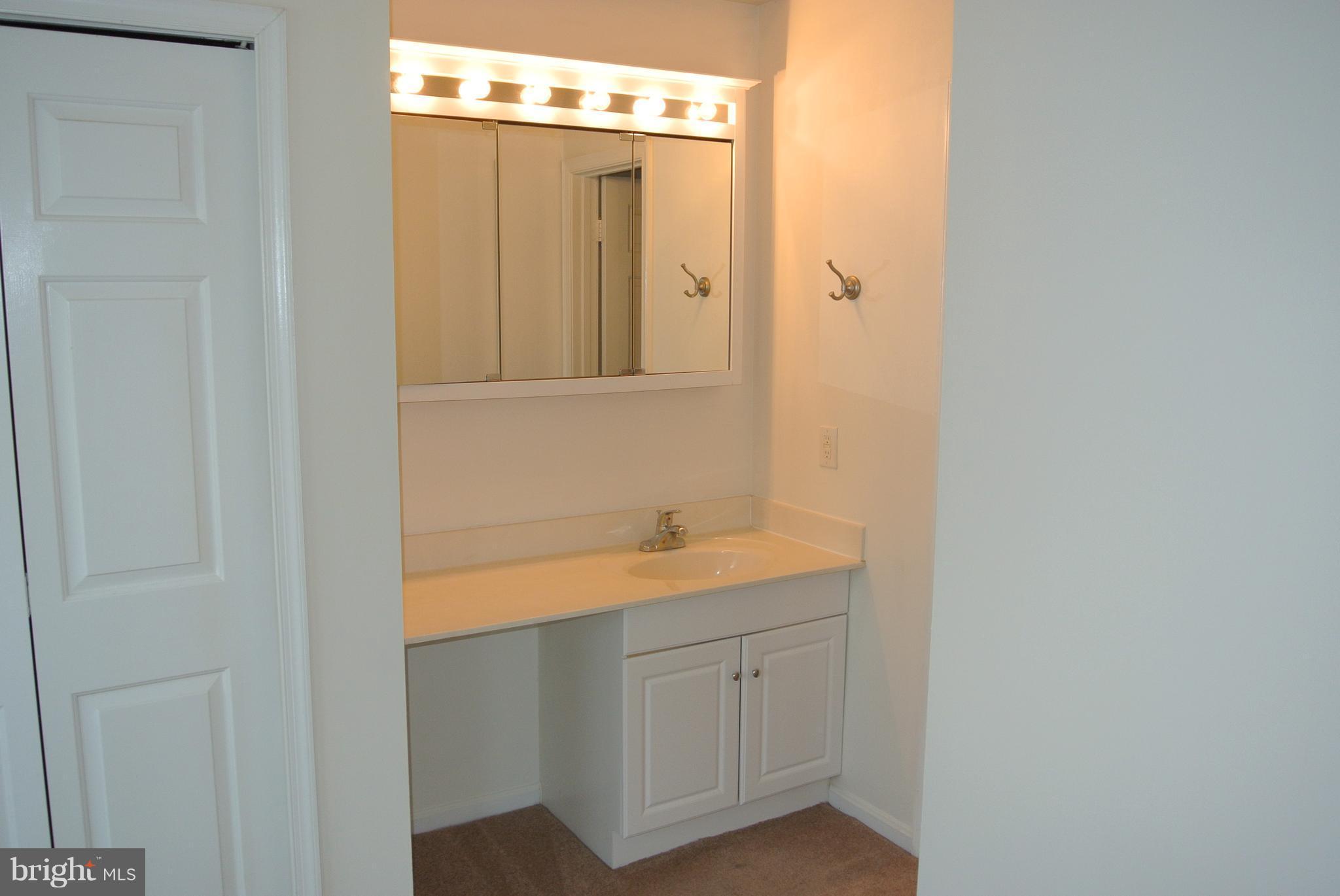 ST CHARLES SUB - HAMPSHIRE - Residential