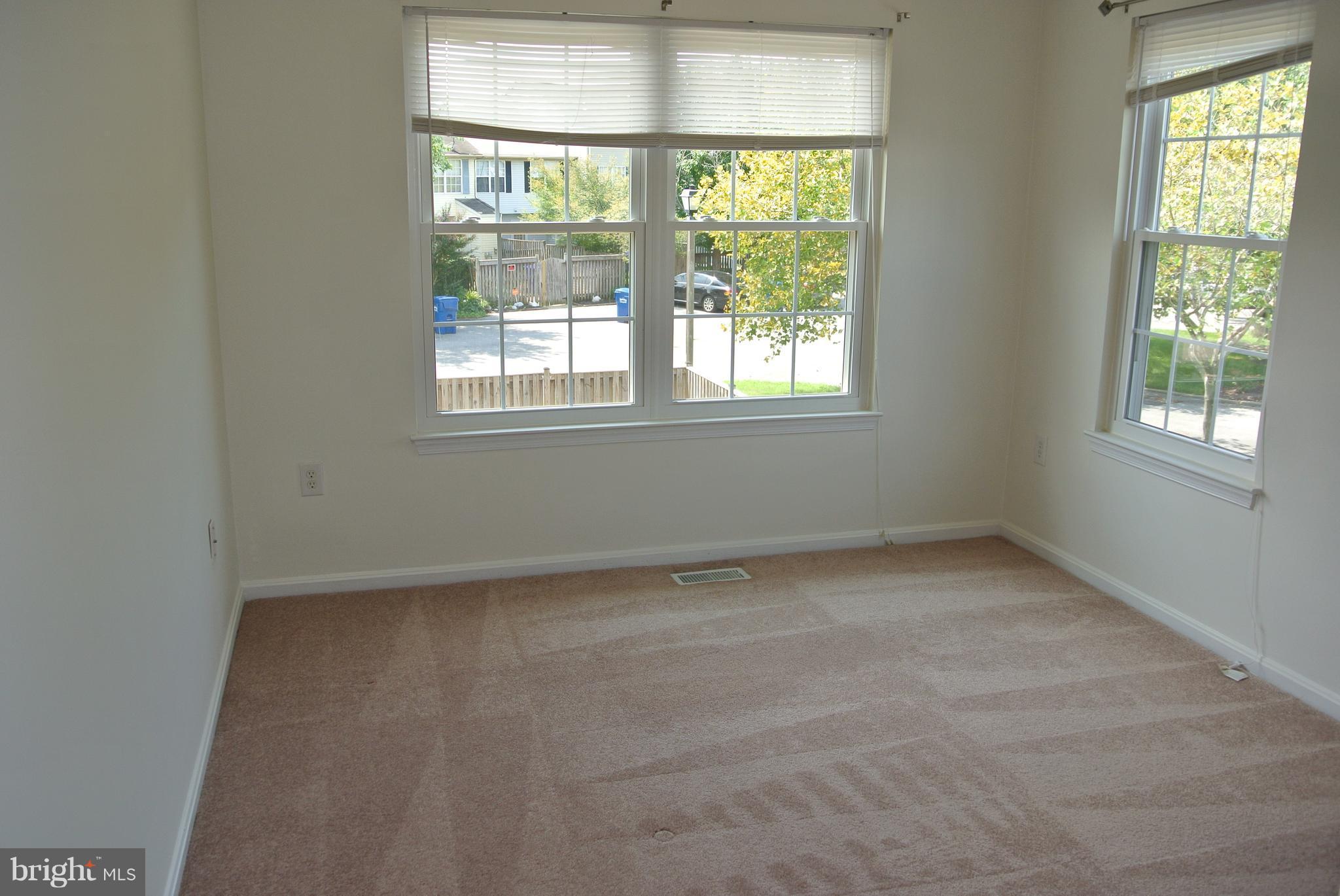 ST CHARLES SUB - HAMPSHIRE - Residential