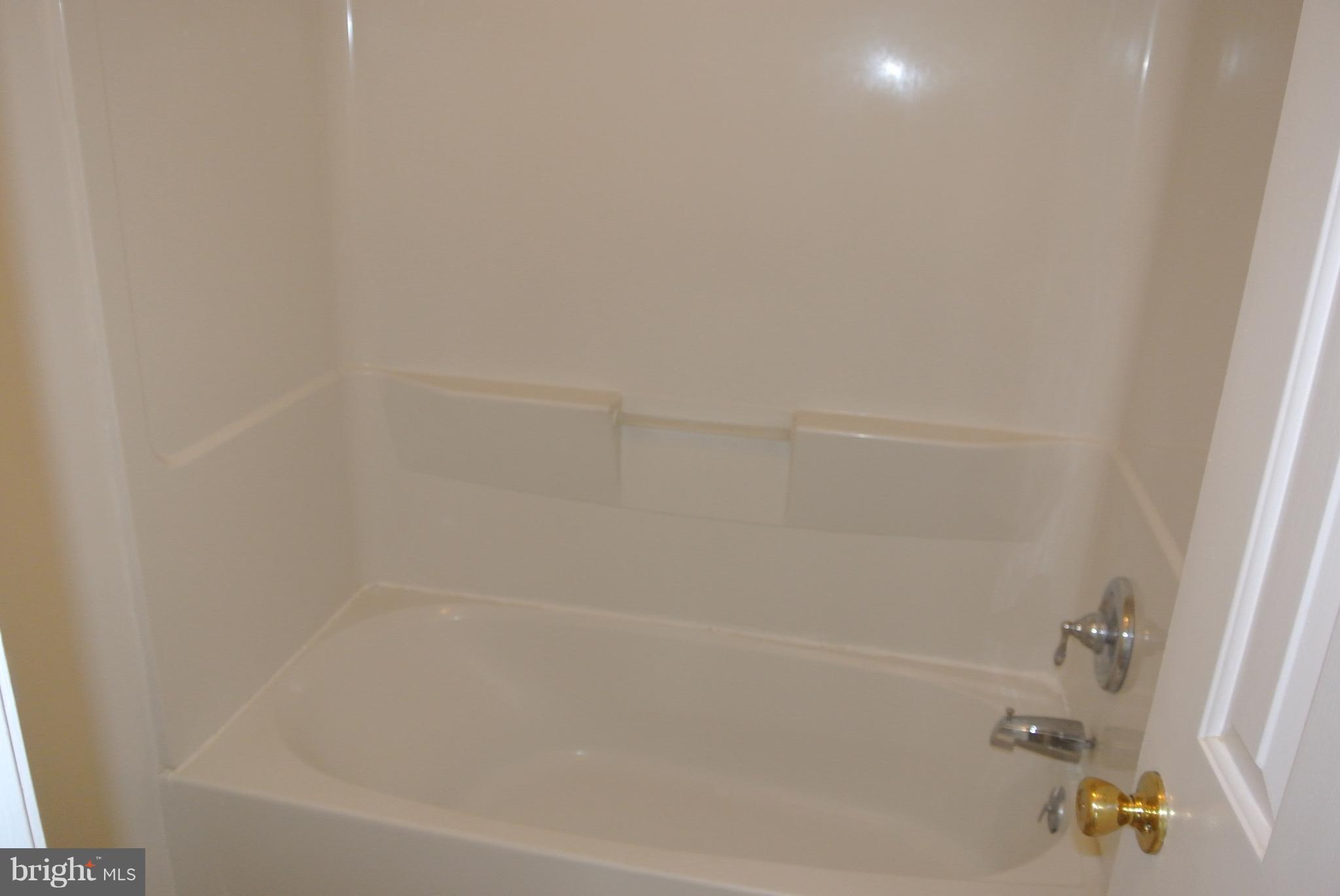 ST CHARLES SUB - HAMPSHIRE - Residential