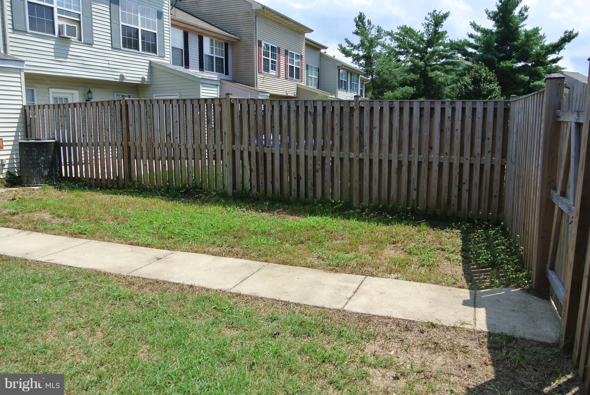 ST CHARLES SUB - HAMPSHIRE - Residential