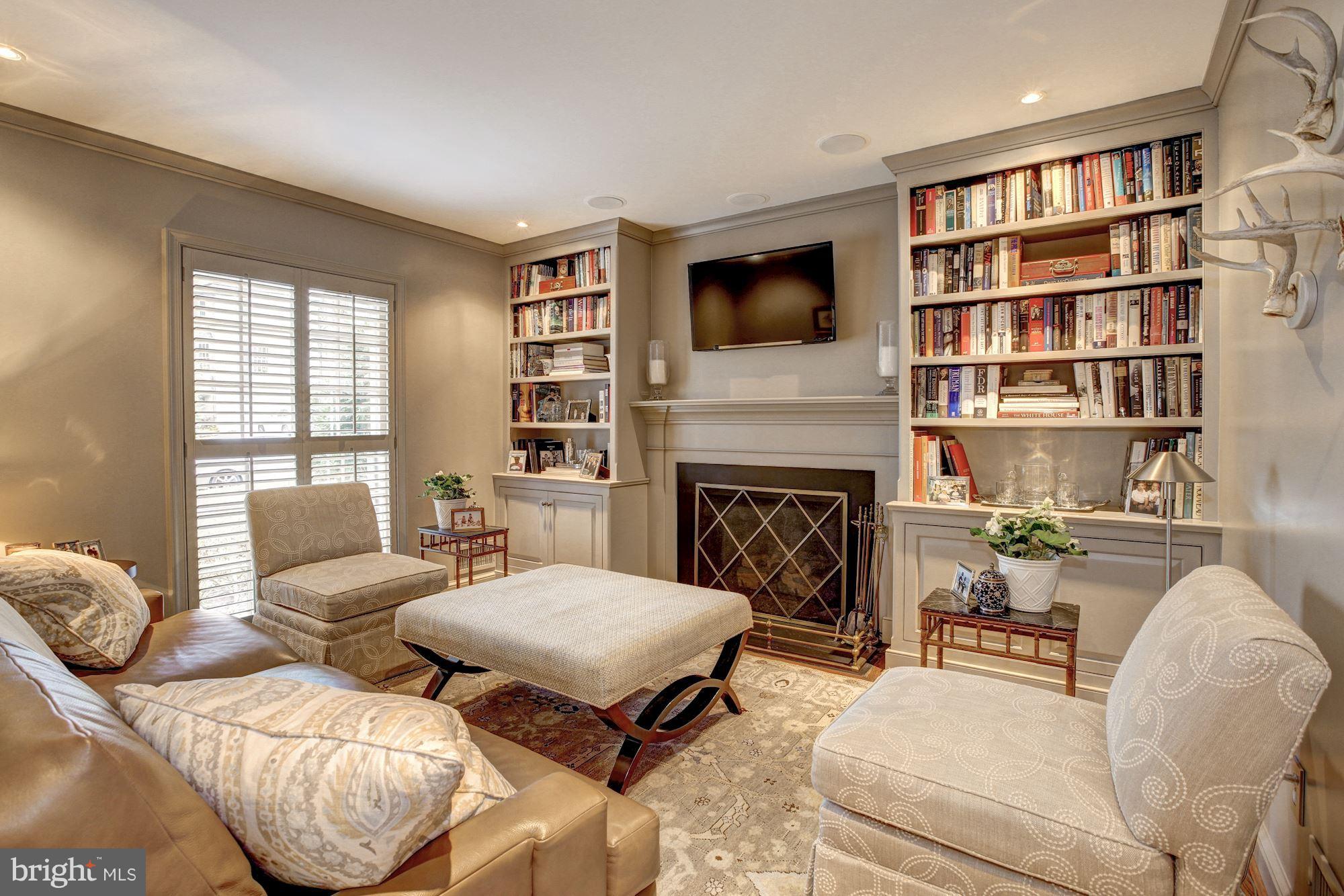 WESTMORELAND HILLS - Residential