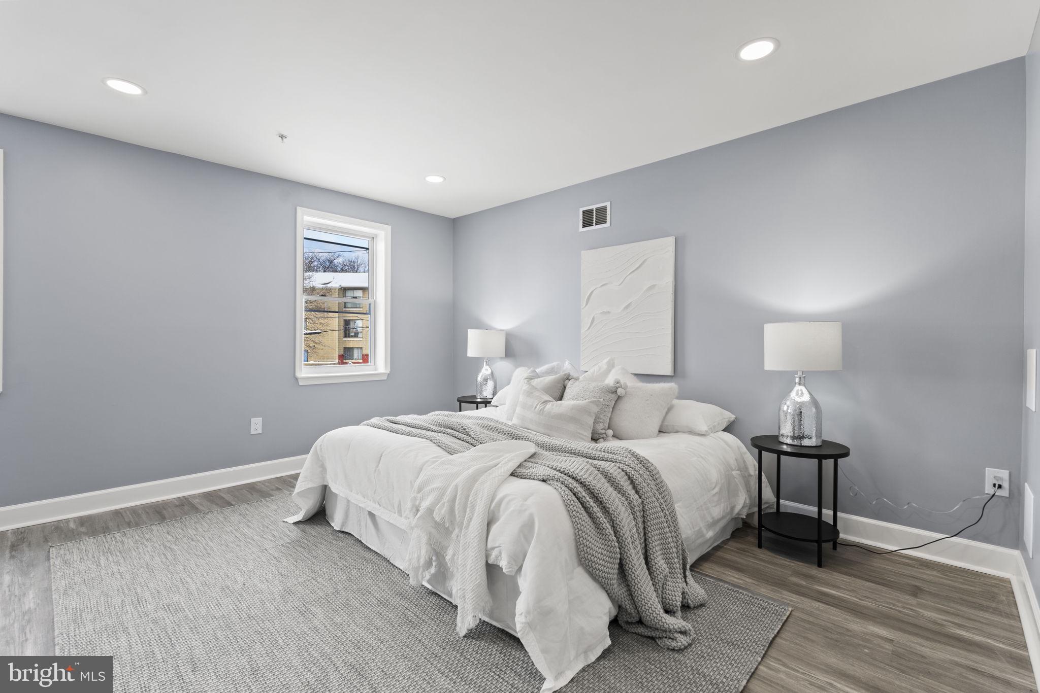 HOPKINS - Residential