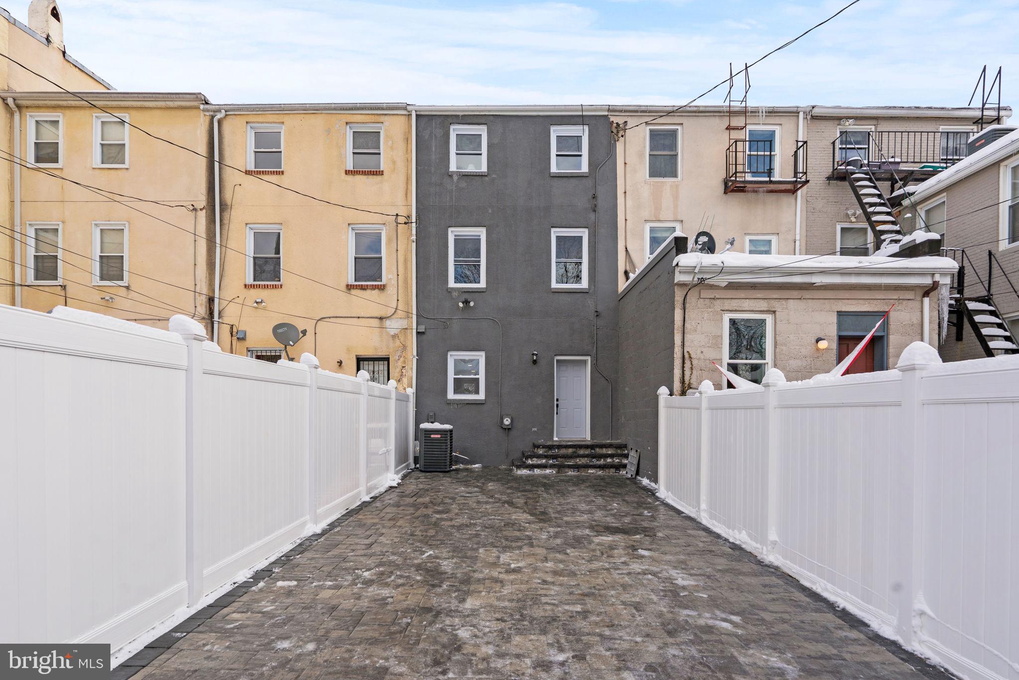 HOPKINS - Residential