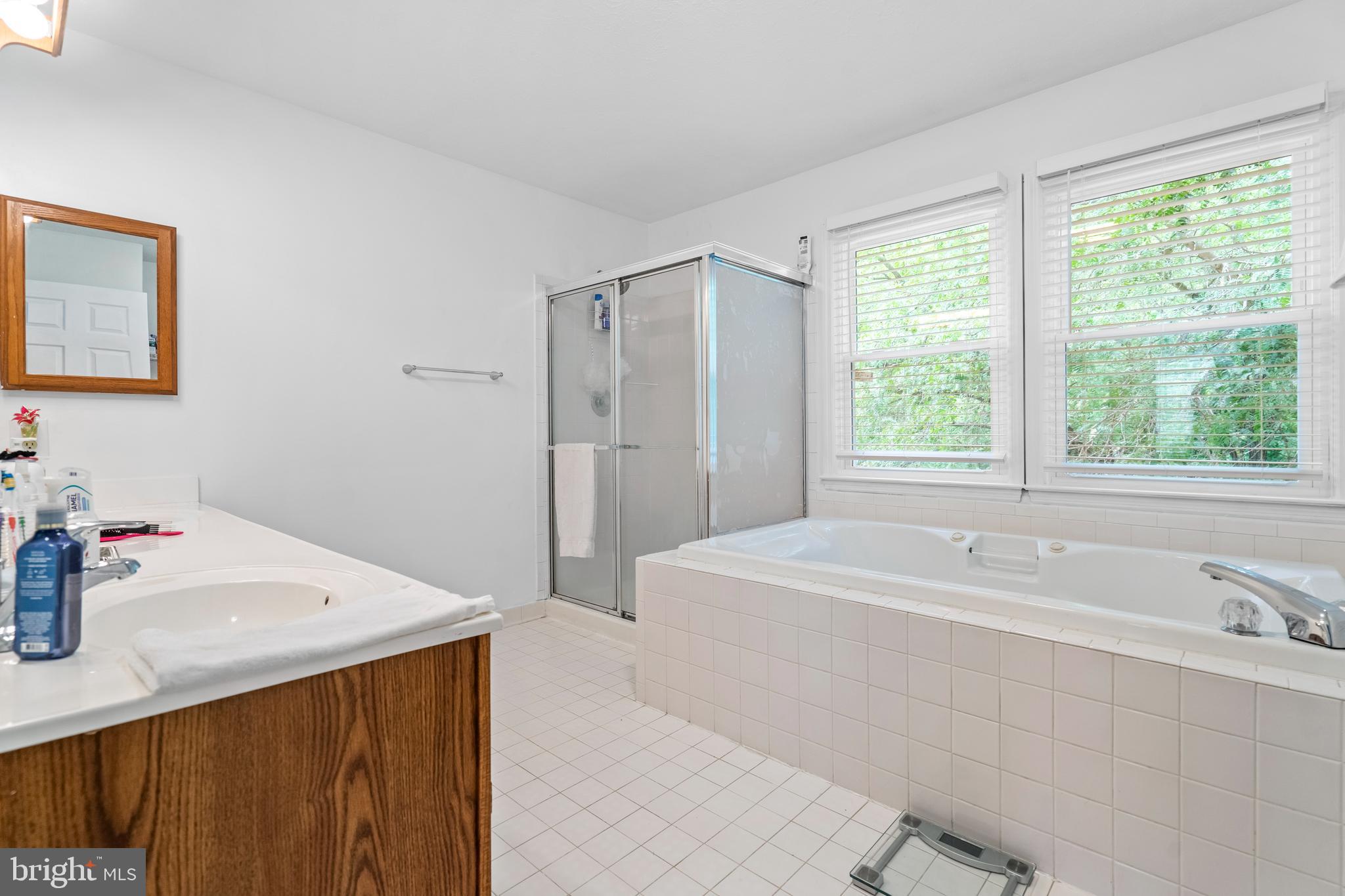 SPRINGFIELD MANOR - Residential