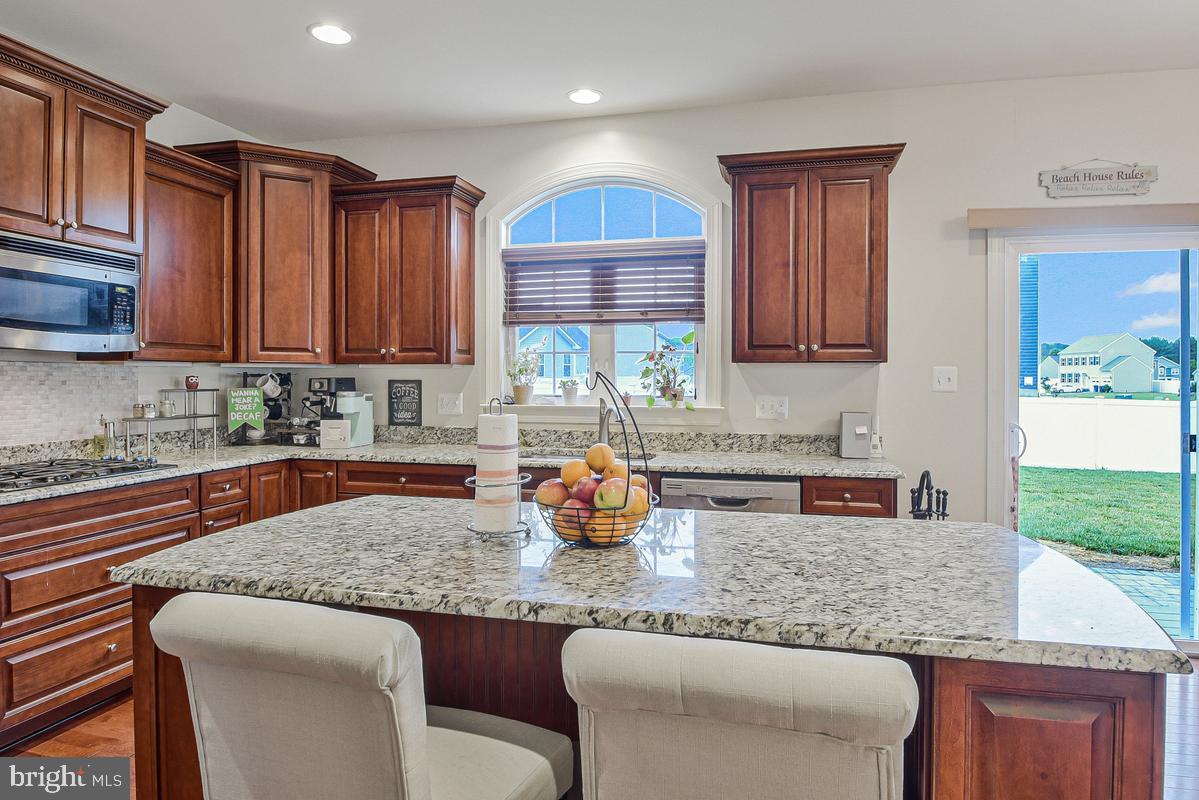 PEMBROOKE - Residential
