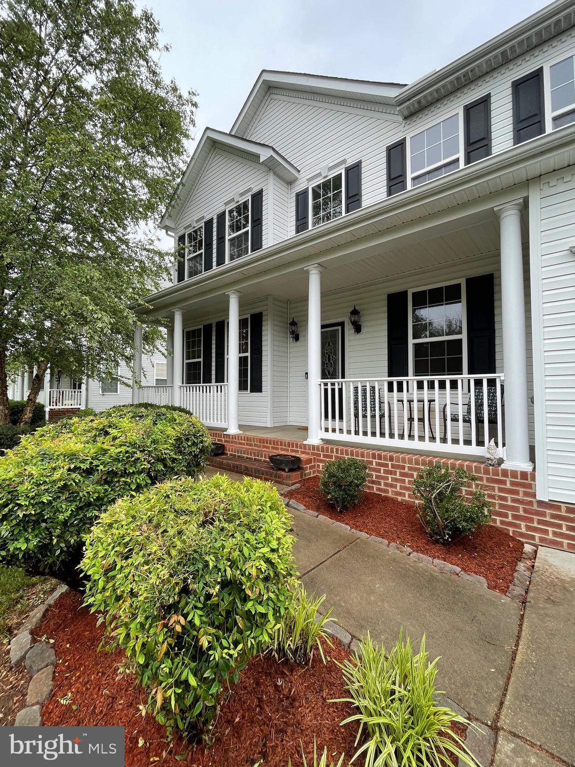 PEMBROOKE - Residential