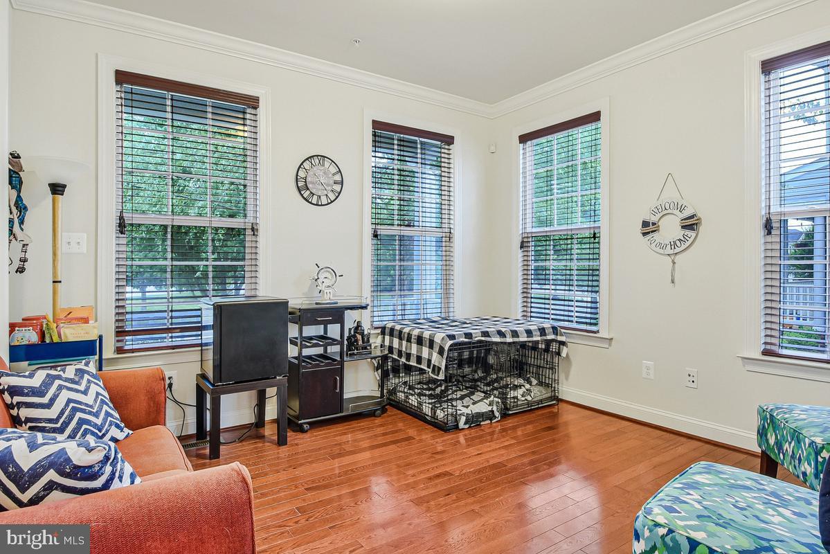PEMBROOKE - Residential