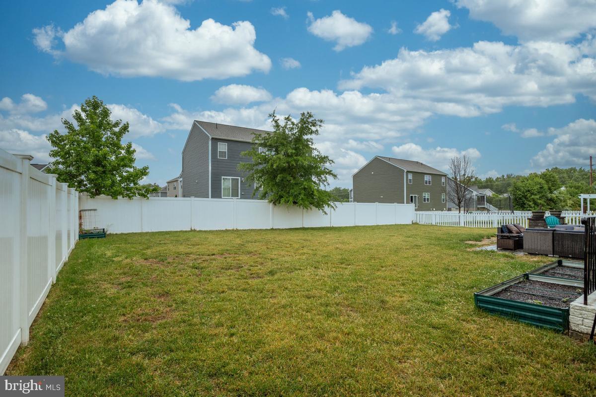 PEMBROOKE - Residential