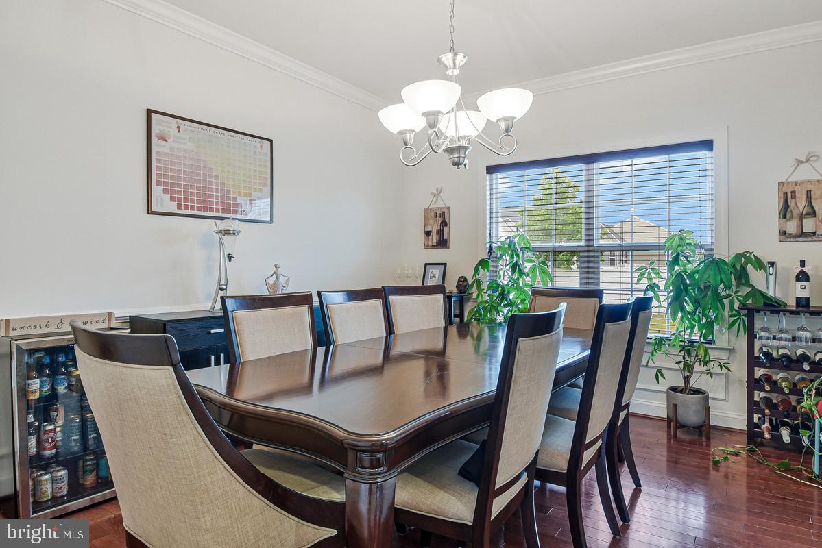 PEMBROOKE - Residential