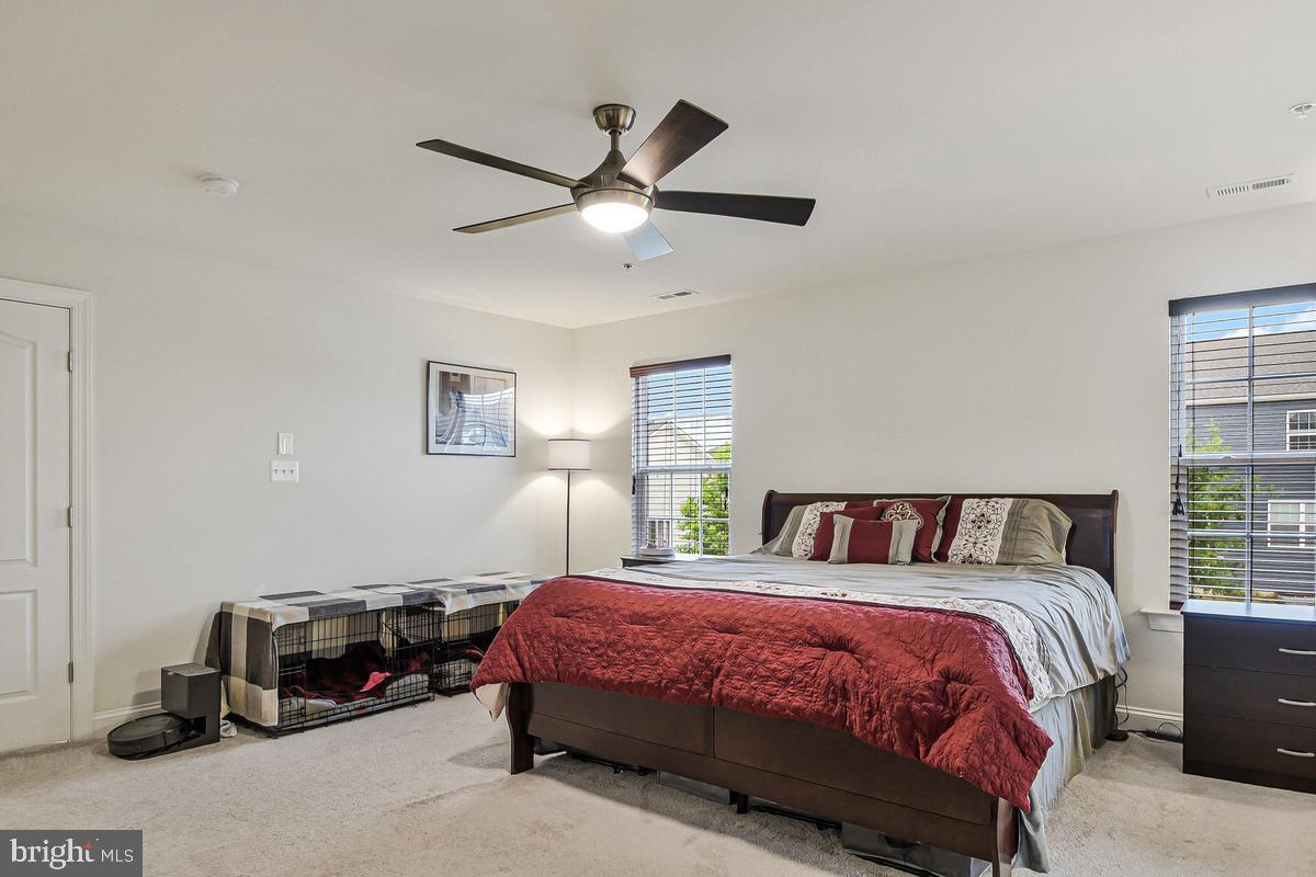 PEMBROOKE - Residential
