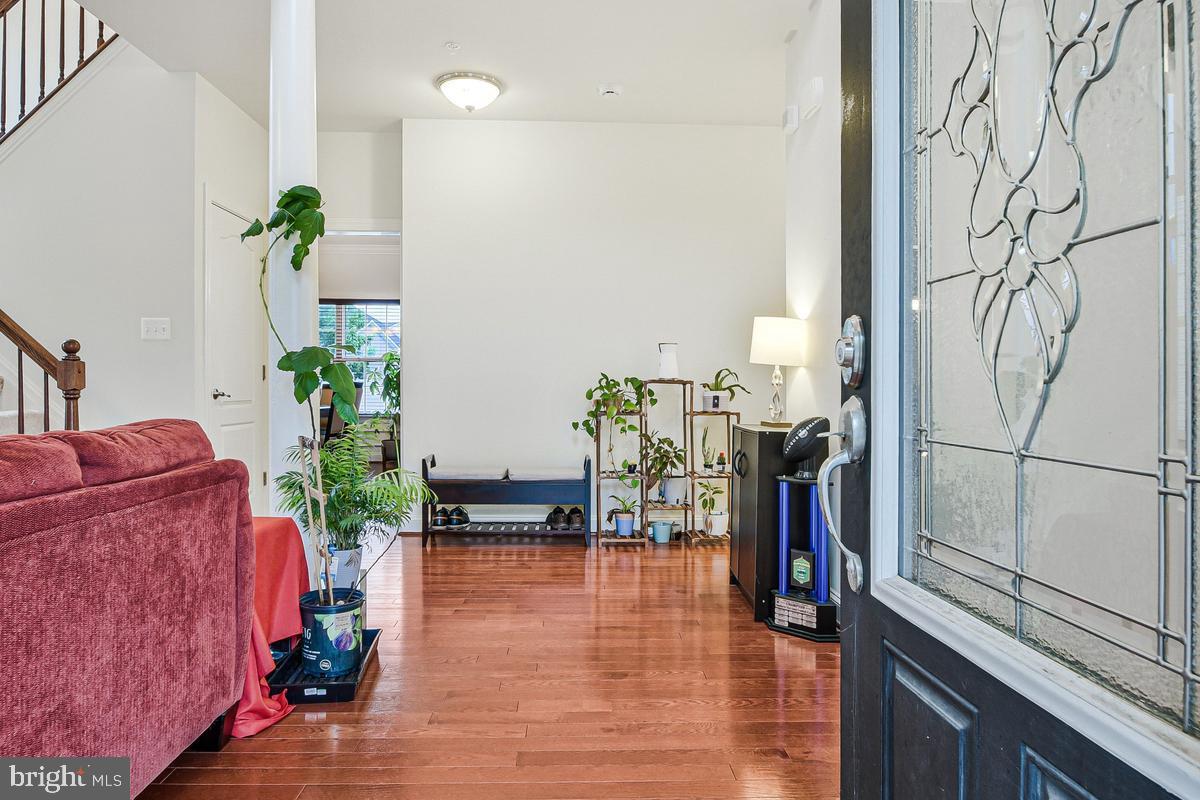 PEMBROOKE - Residential