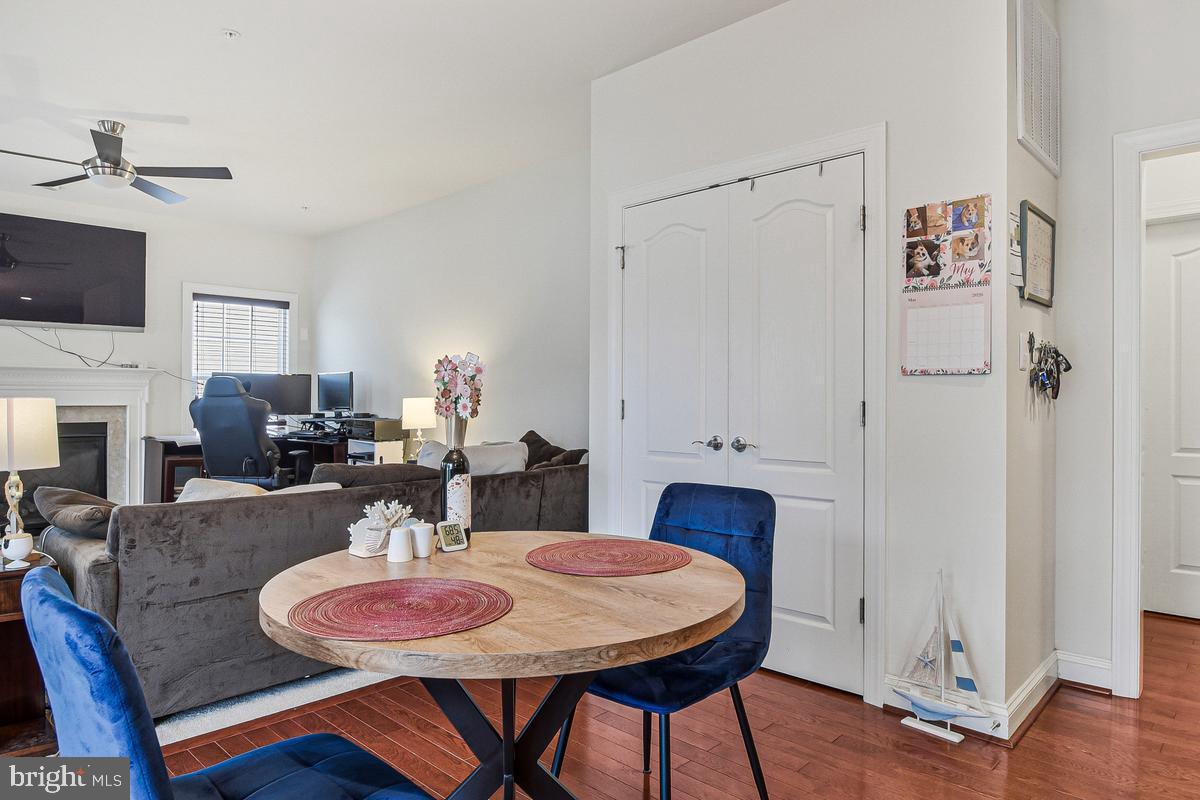 PEMBROOKE - Residential