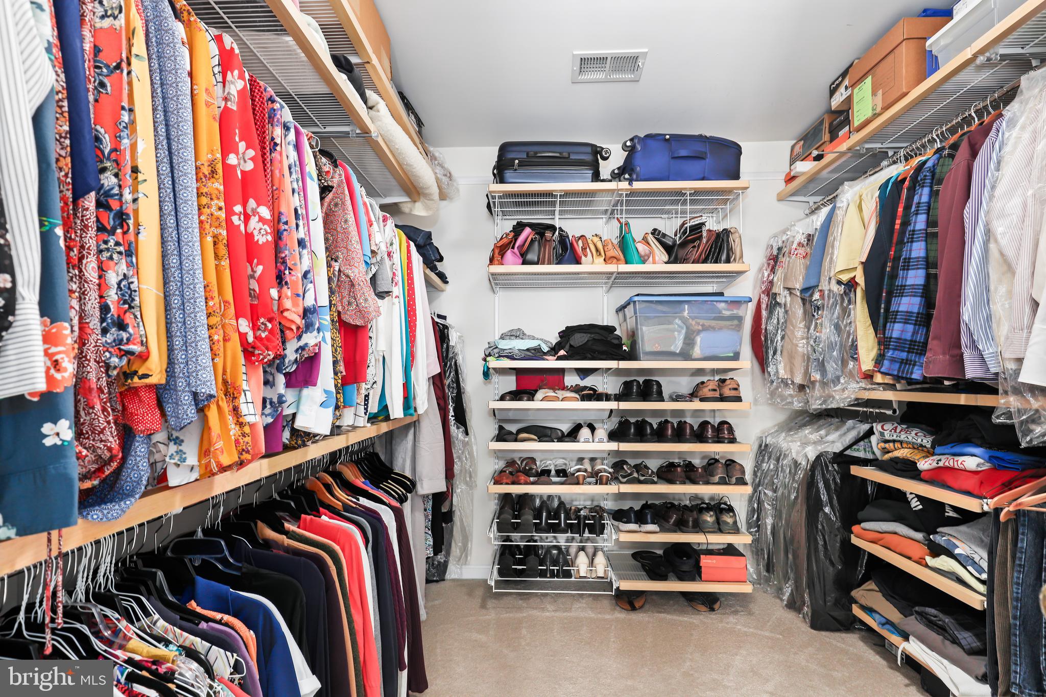 HIRST FARM - Residential