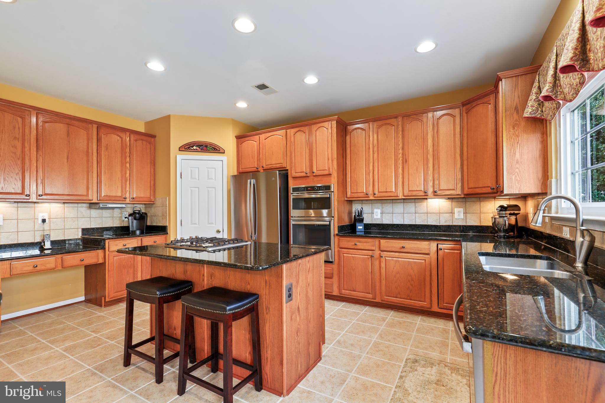 HIRST FARM - Residential