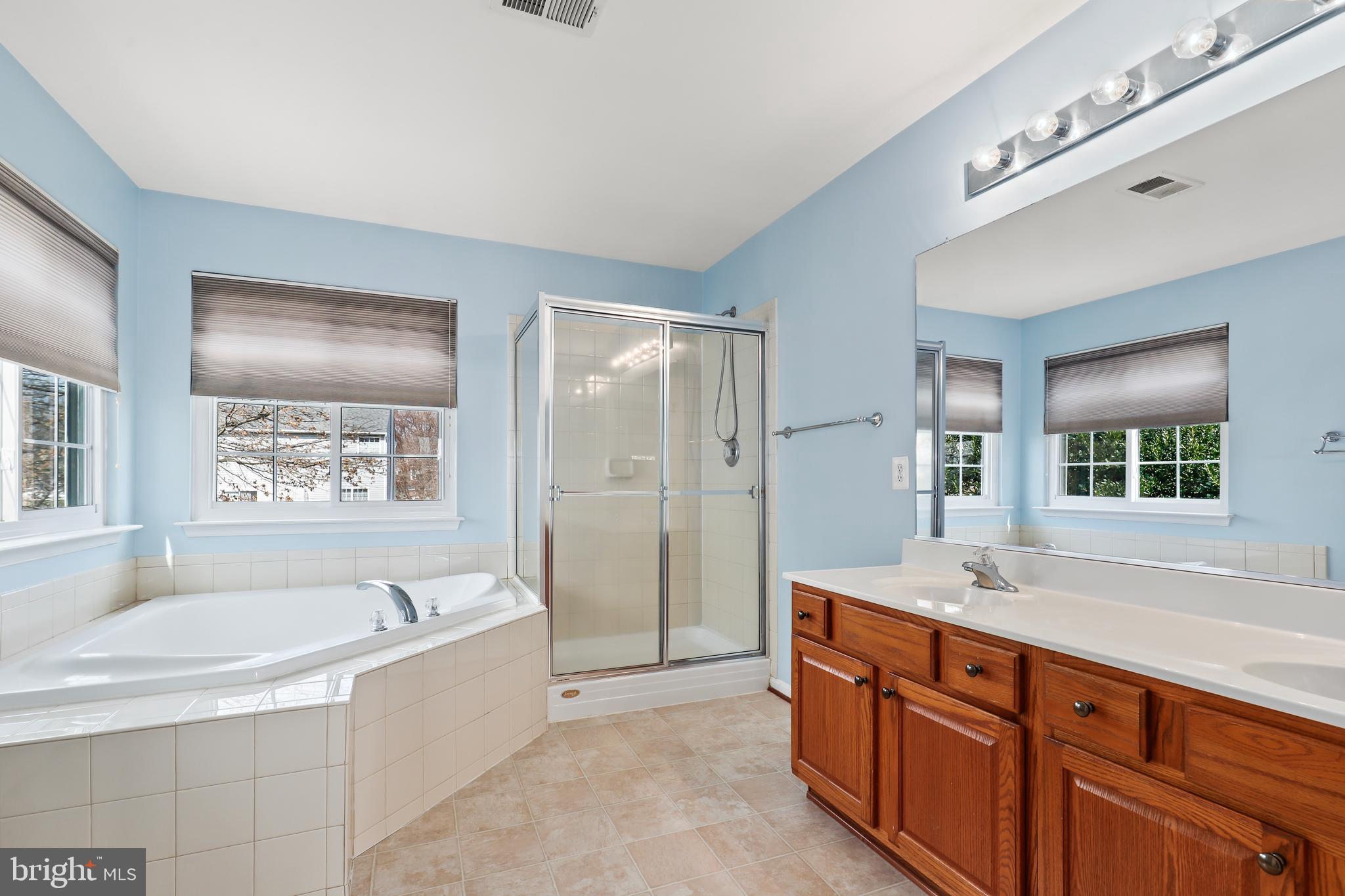 HIRST FARM - Residential