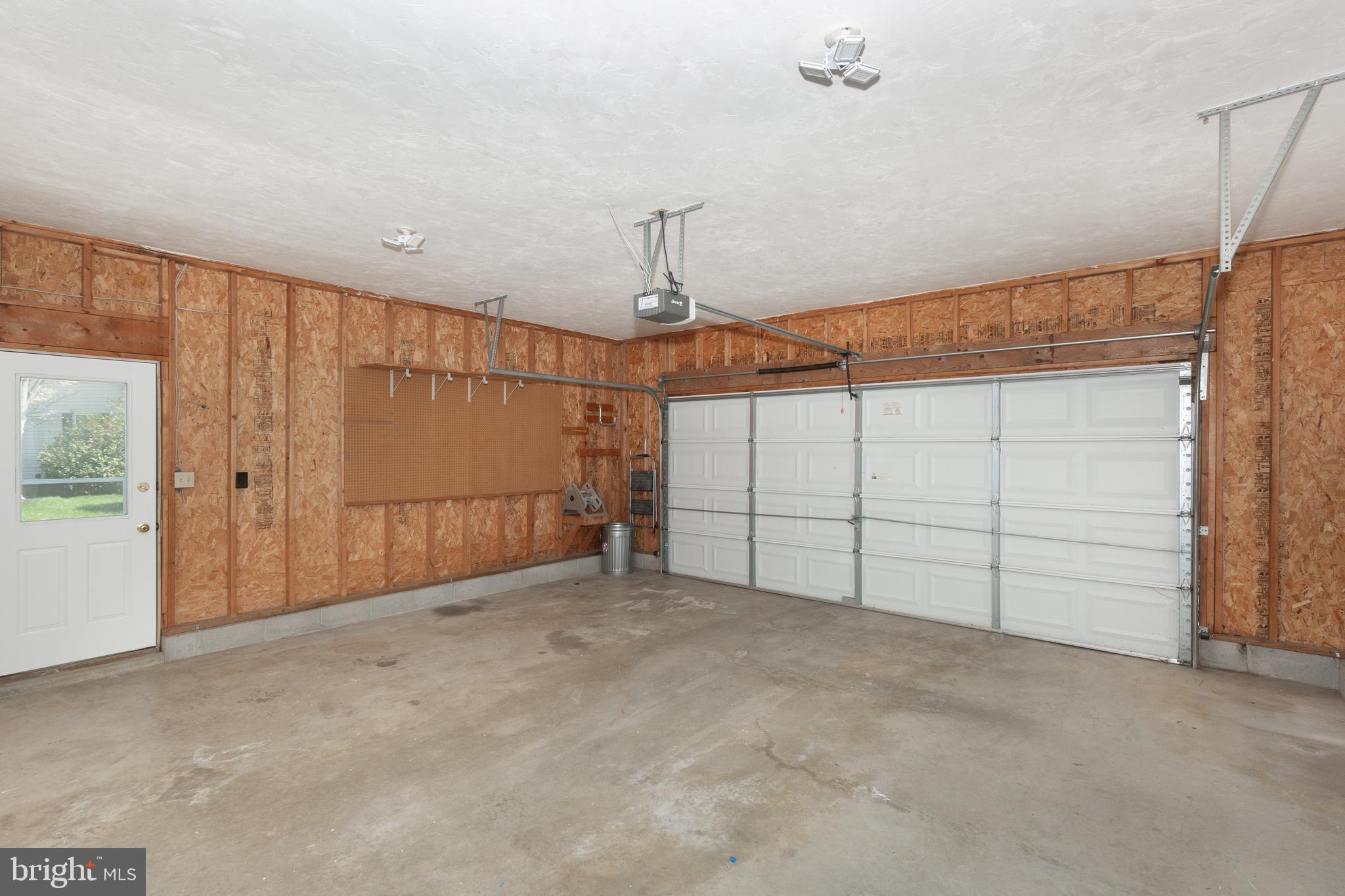 MEADOWVIEW - Residential