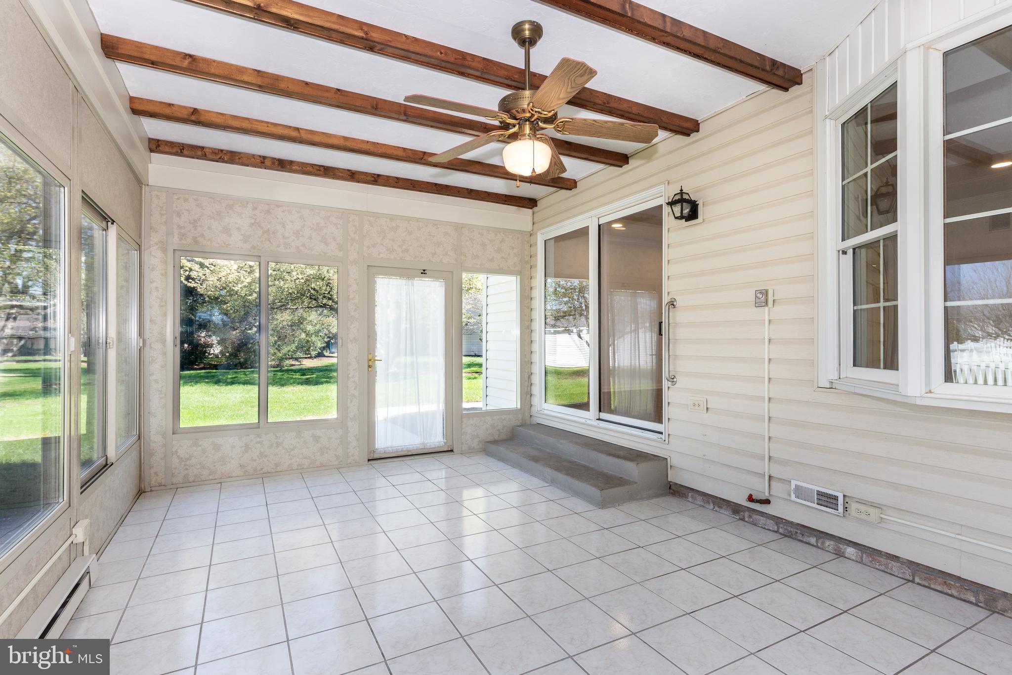 MEADOWVIEW - Residential