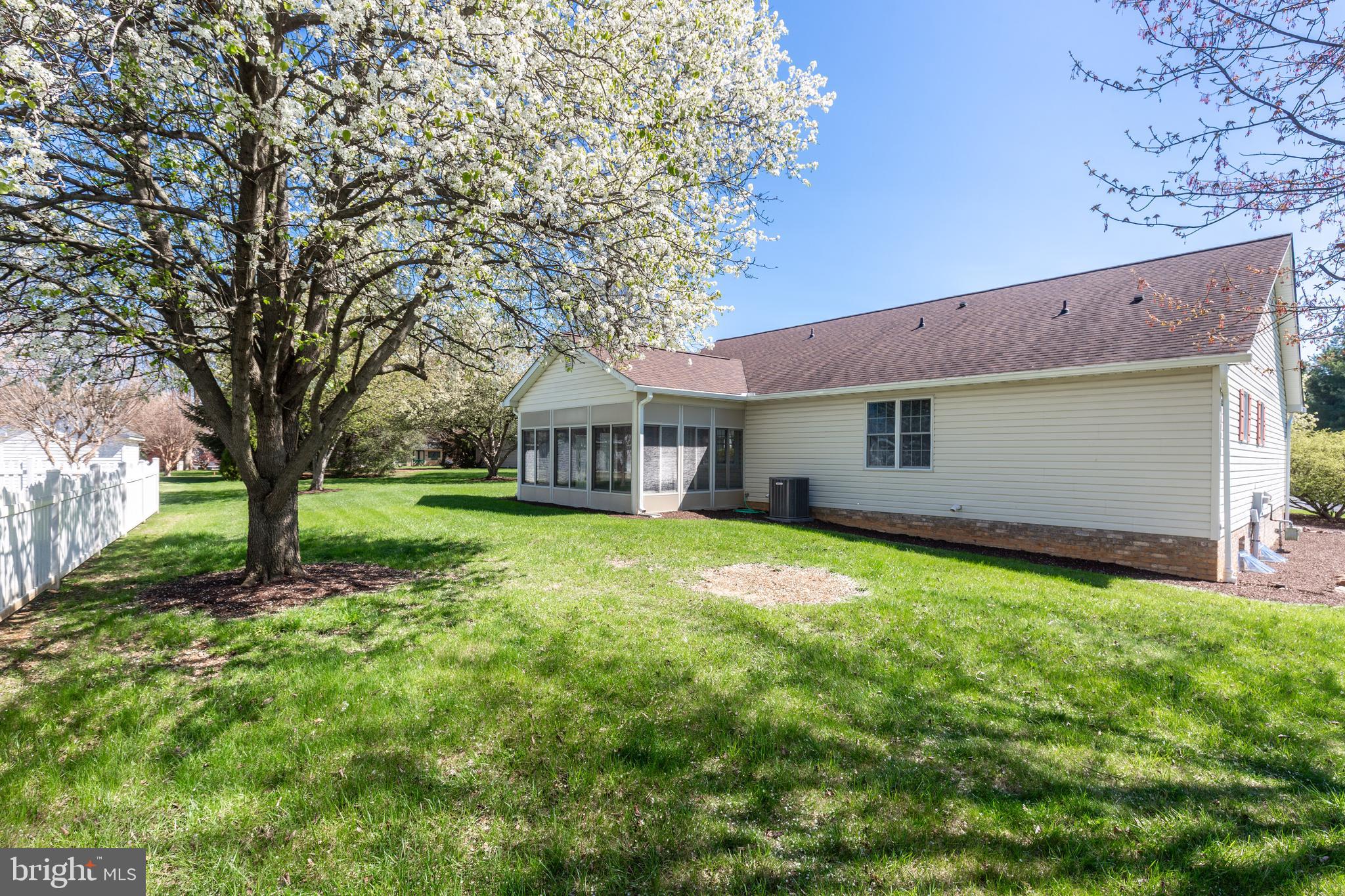 MEADOWVIEW - Residential