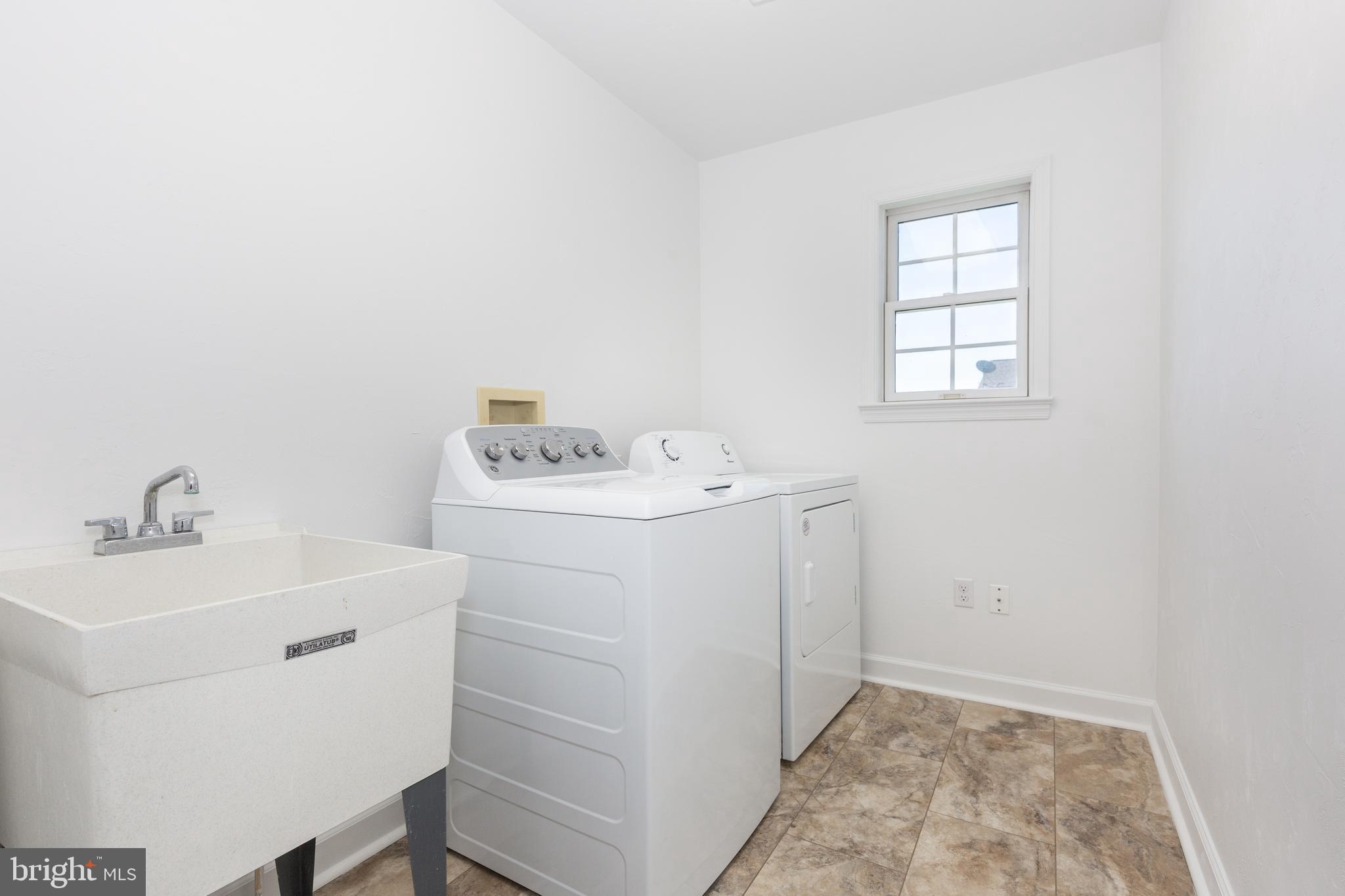 MEADOWVIEW - Residential