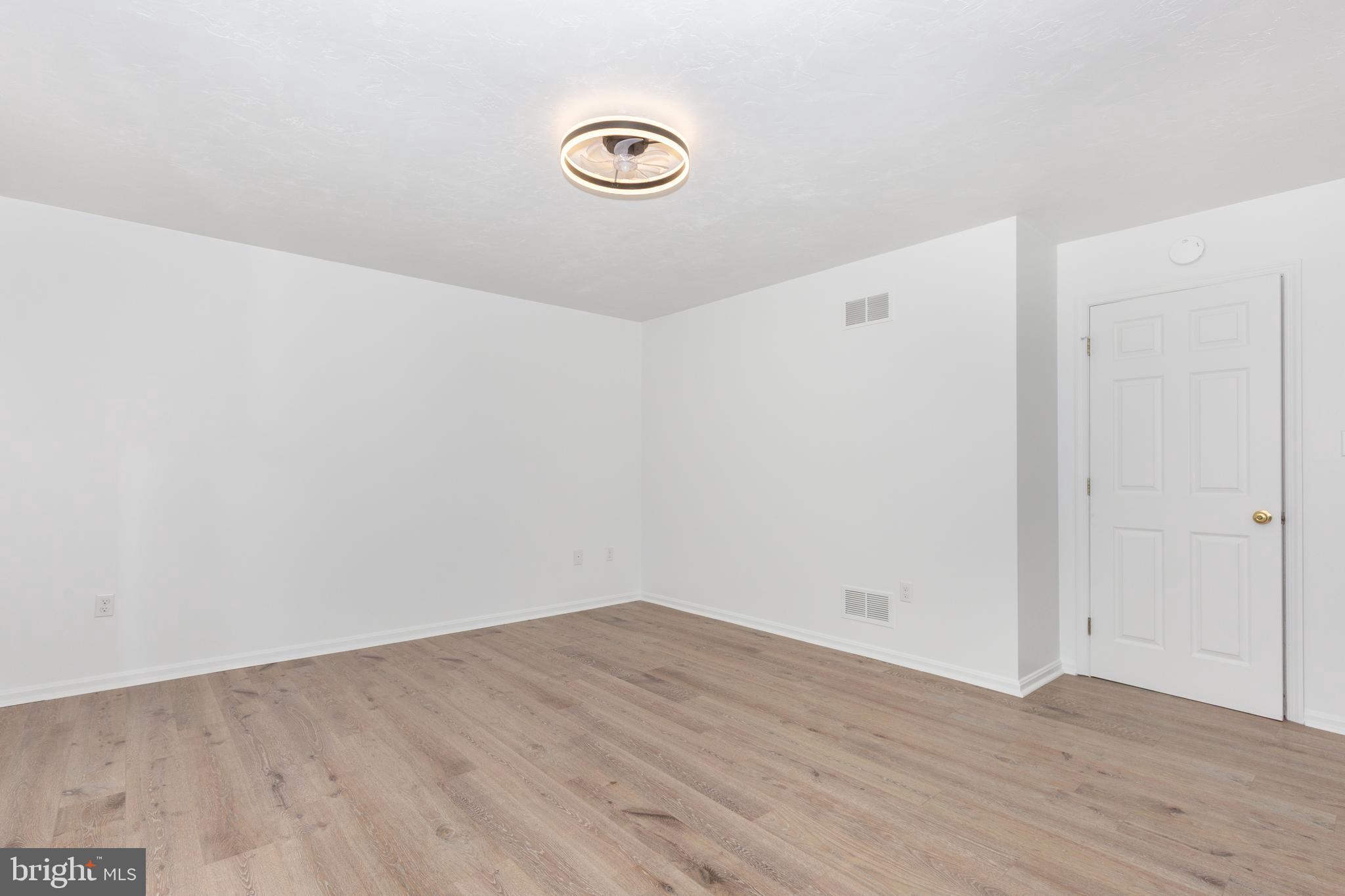 MEADOWVIEW - Residential