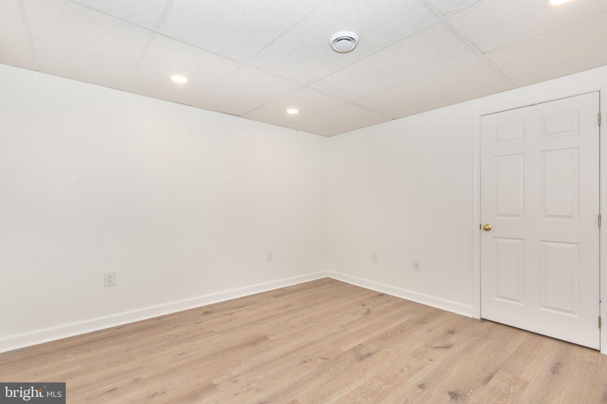 MEADOWVIEW - Residential